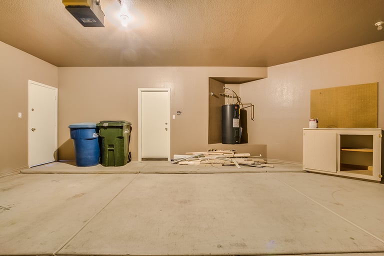Photo 23 of 29 - 1026 E Hiddenview Dr, Phoenix, AZ 85048