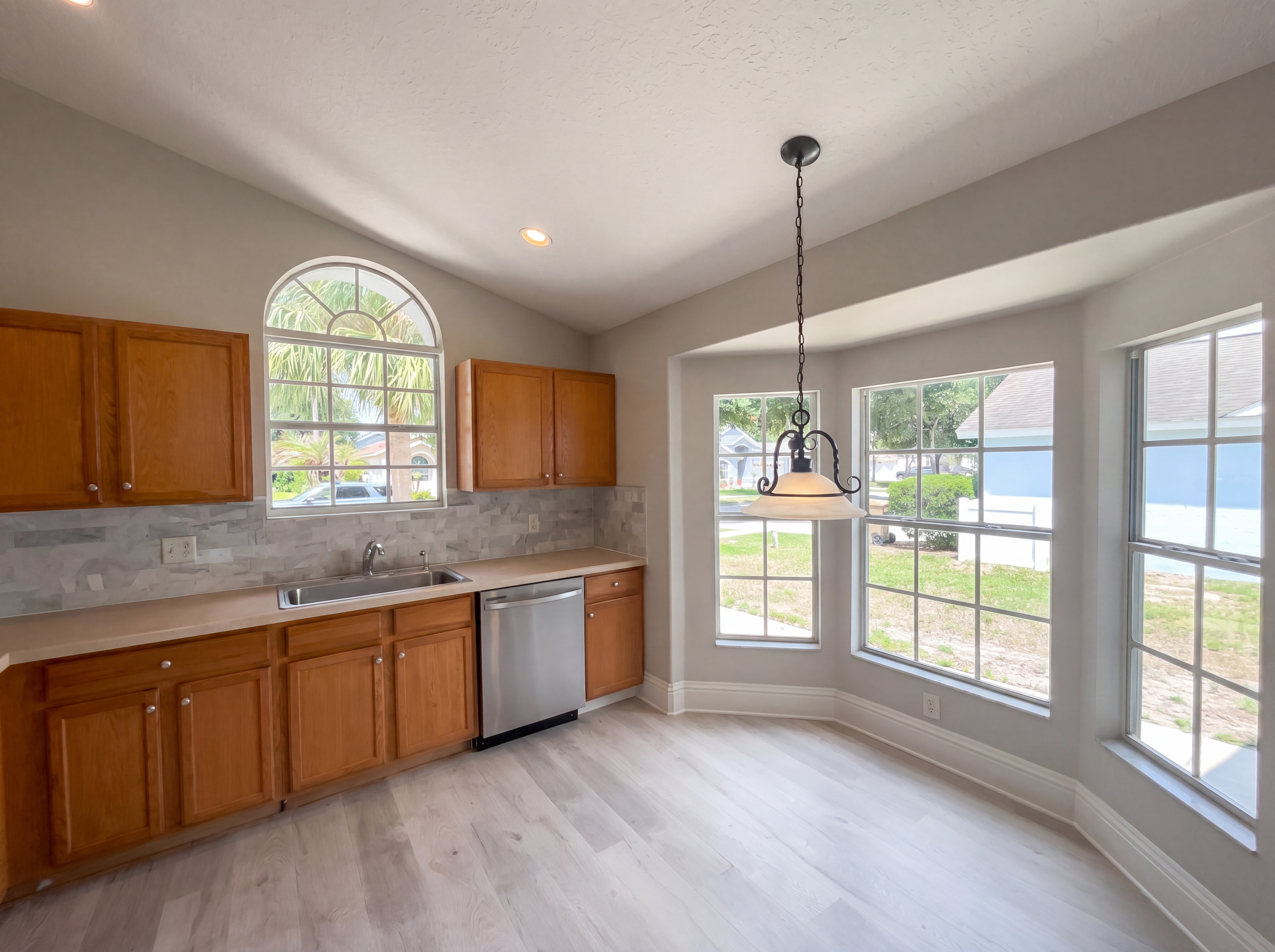Photo 9 of 34 of 3028 Samosa Hill Cir, Clermont, FL