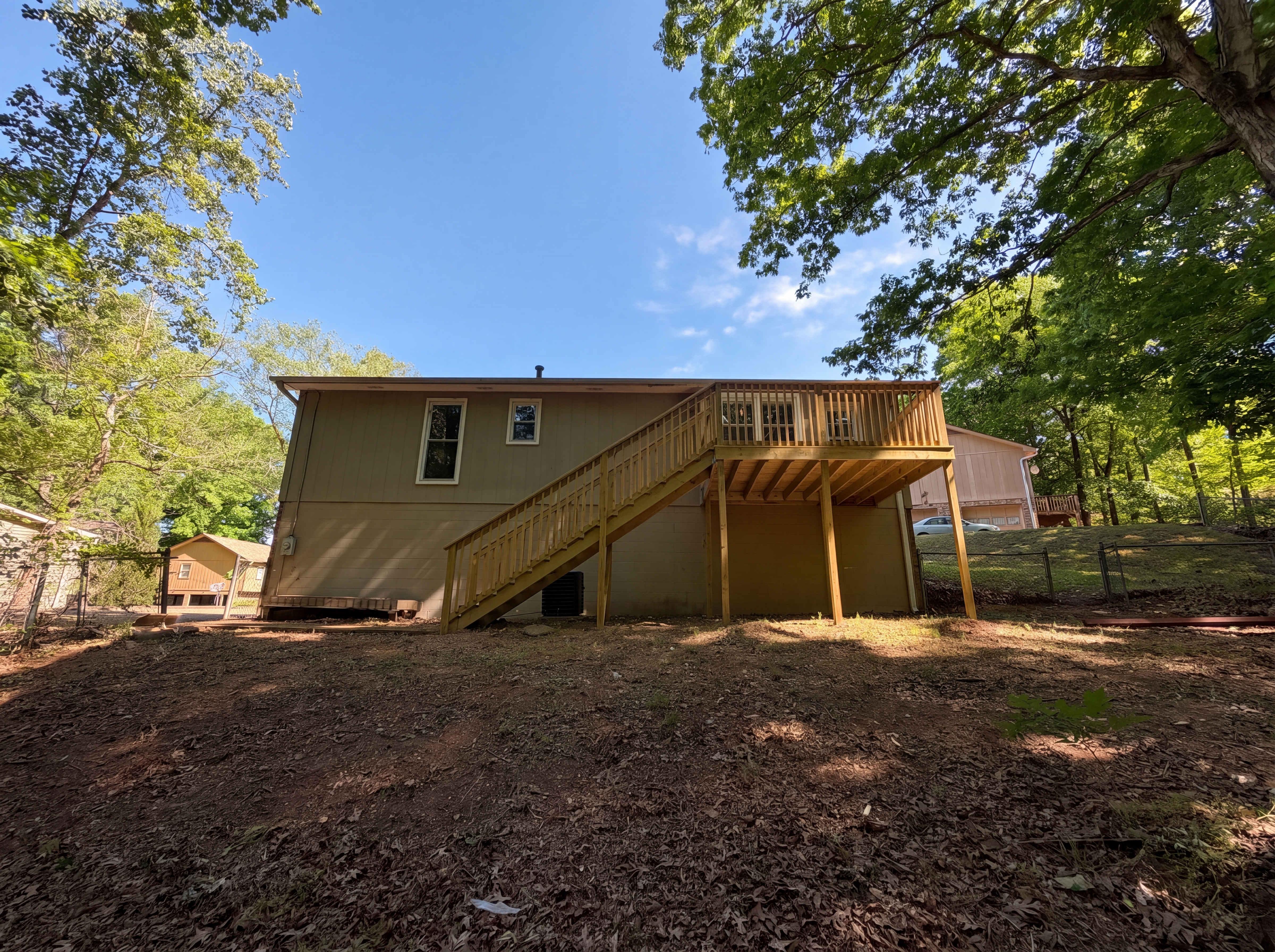 Photo 5 of 18 of 1500 Shady Oak Cir, Birmingham, AL
