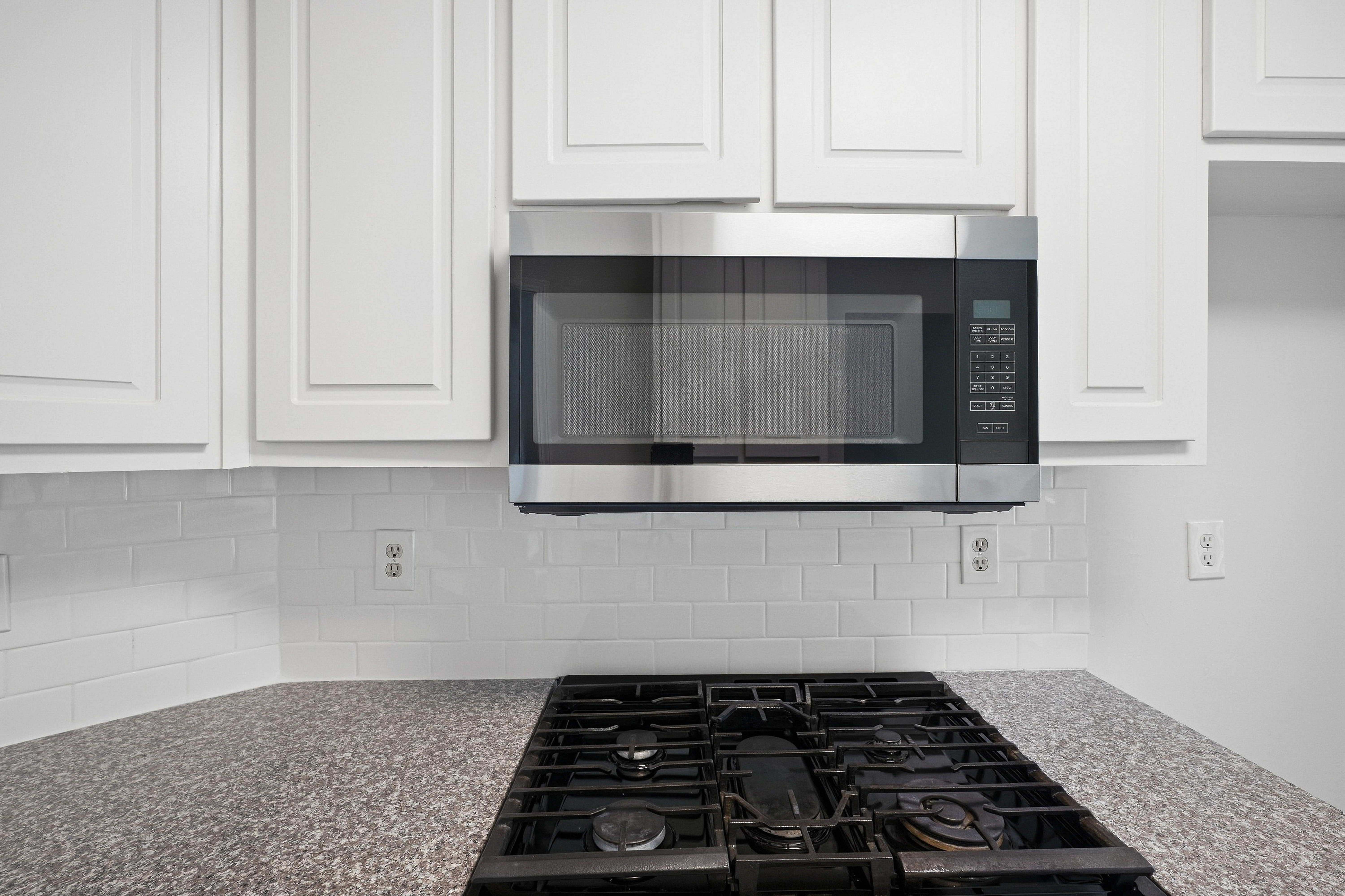 Photo 12 of 36 of 5129 Buchli Crest Ct, Lithonia, GA