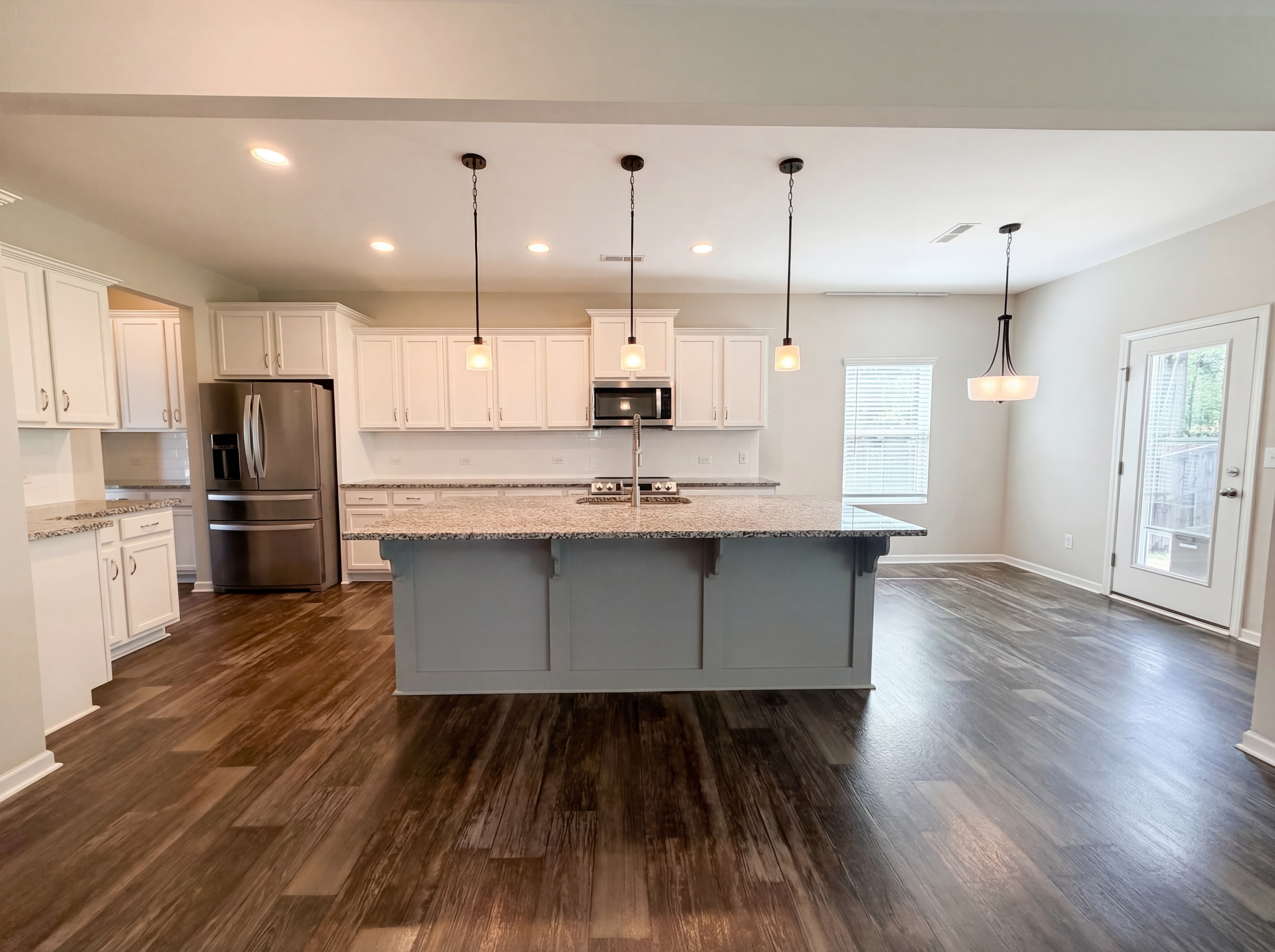 Photo 2 of 23 of 2825 Kinloch Ct, Clover, SC