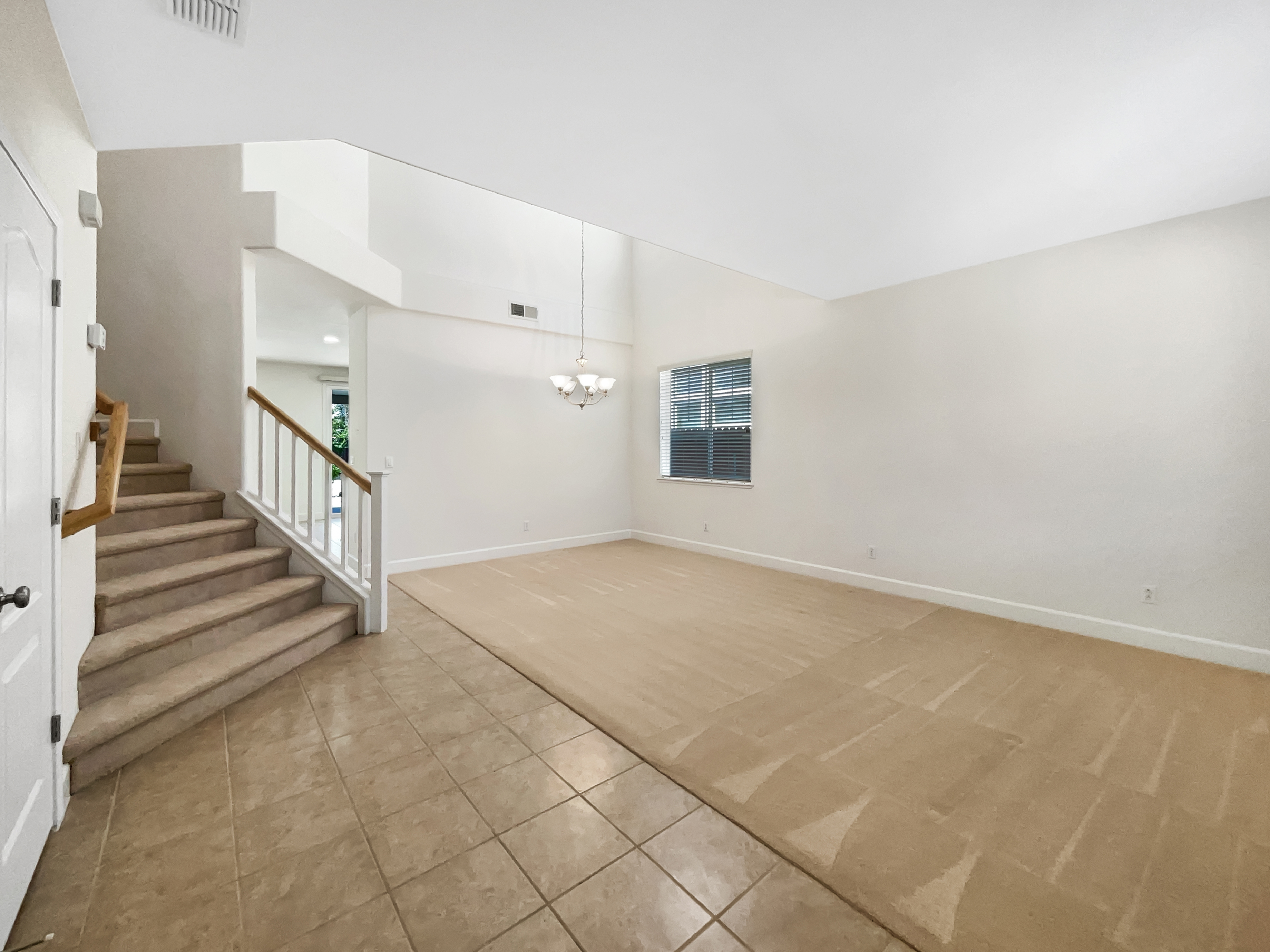 Photo 13 of 47 of 1709 Monte Vista Ct, West Sacramento, CA