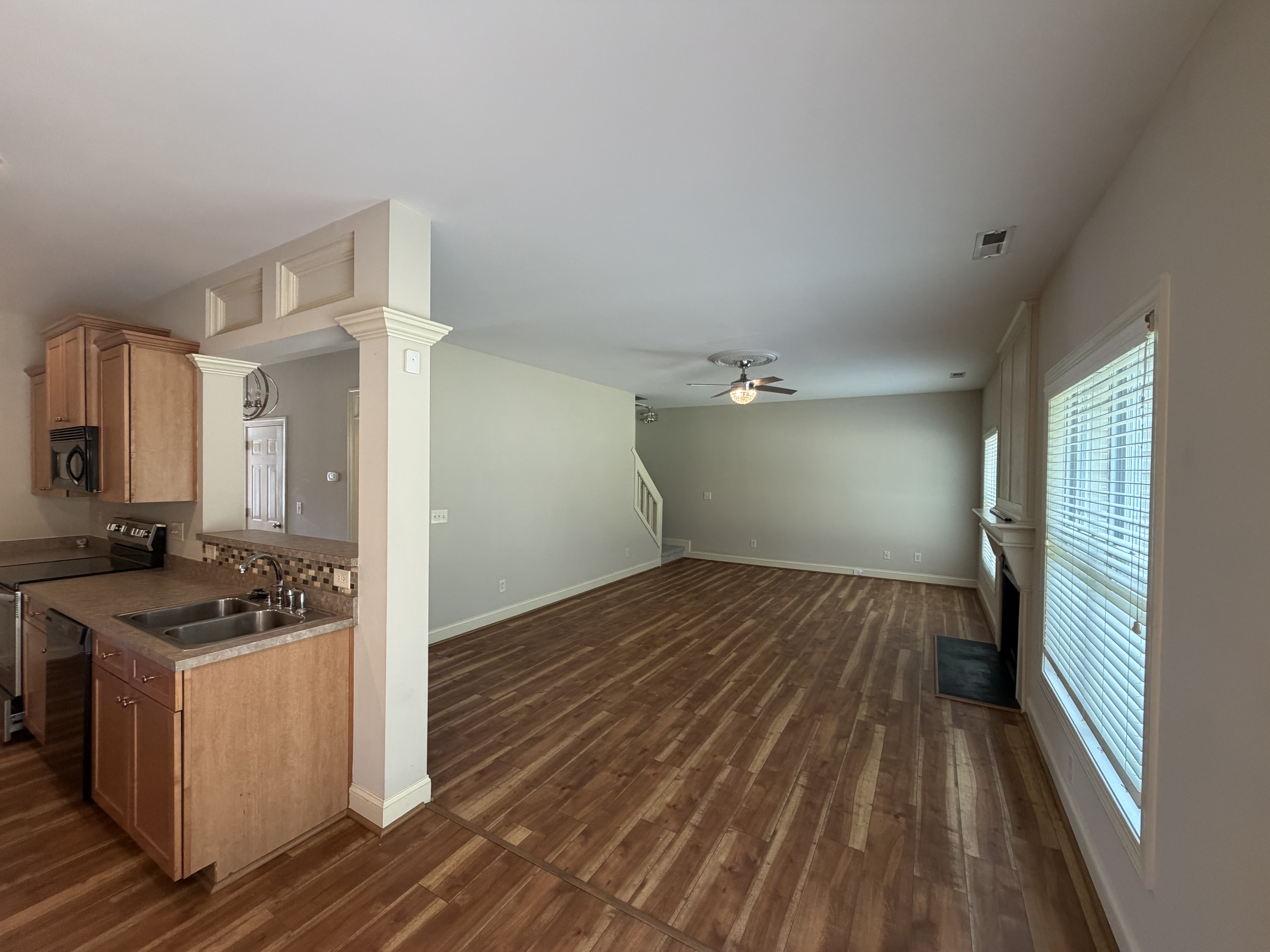 Photo 6 of 17 of 4143 White Kestrel Dr, Raleigh, NC