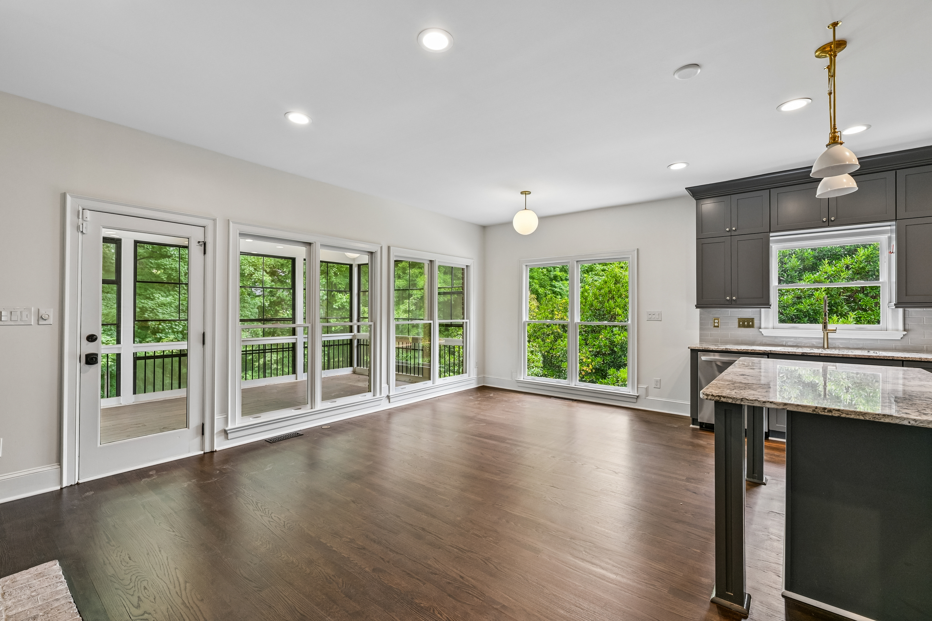 Photo 18 of 53 of 5609 Camilla Dr, Charlotte, NC