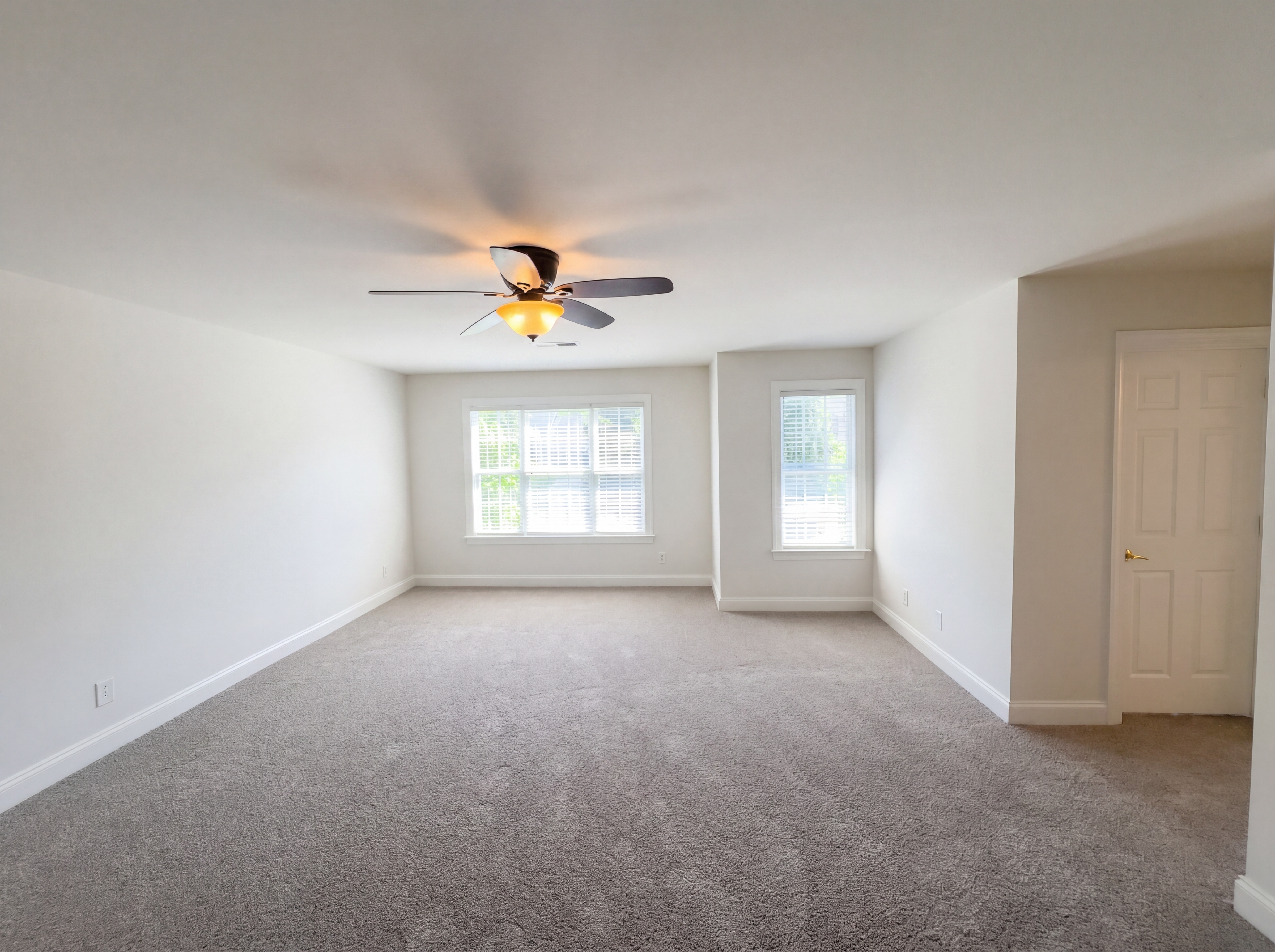 Photo 7 of 35 of 4993 Winding Ridge Dr, Greensboro, NC