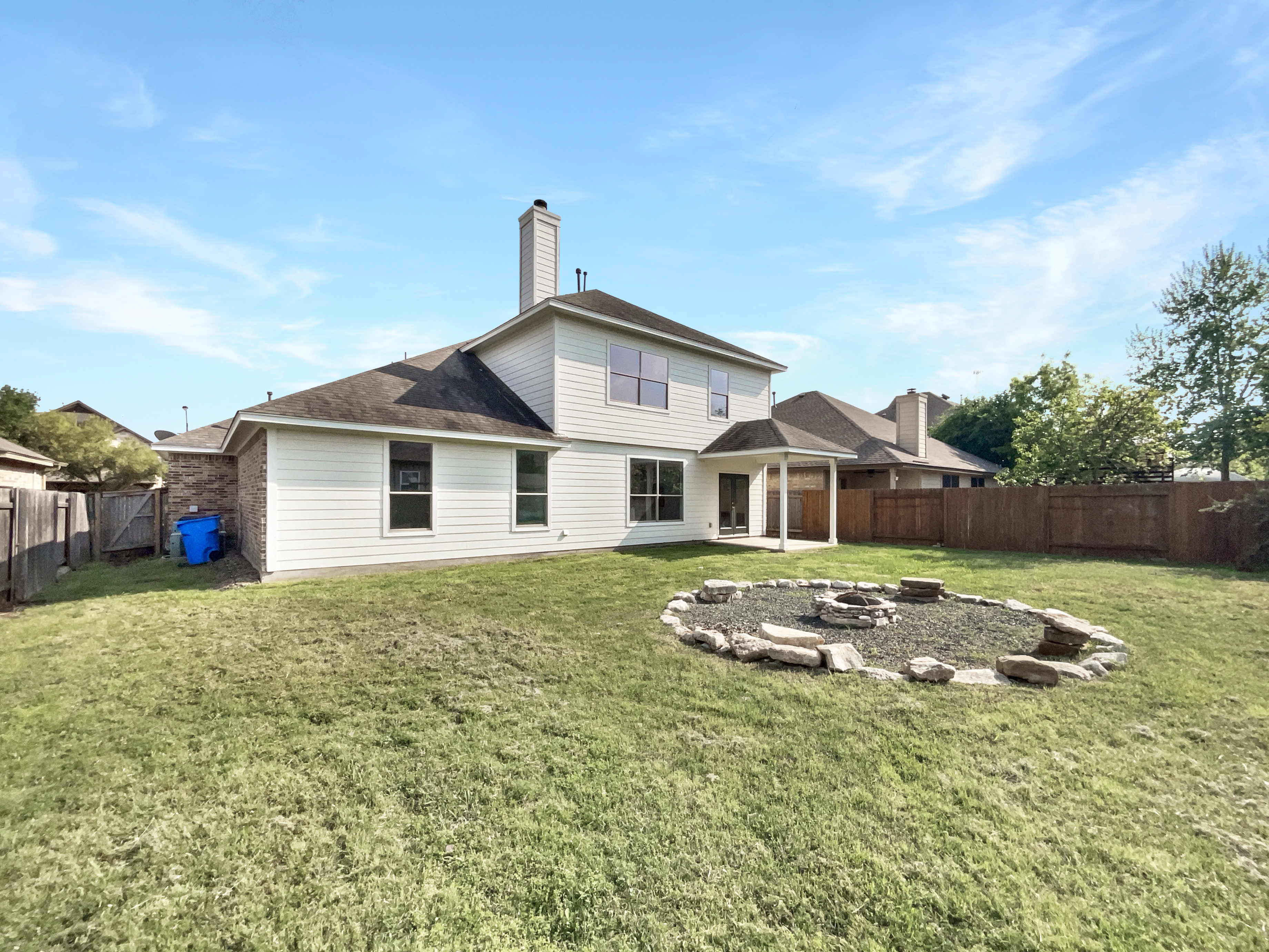 Photo 8 of 29 of 19500 Morgana Dr, Pflugerville, TX