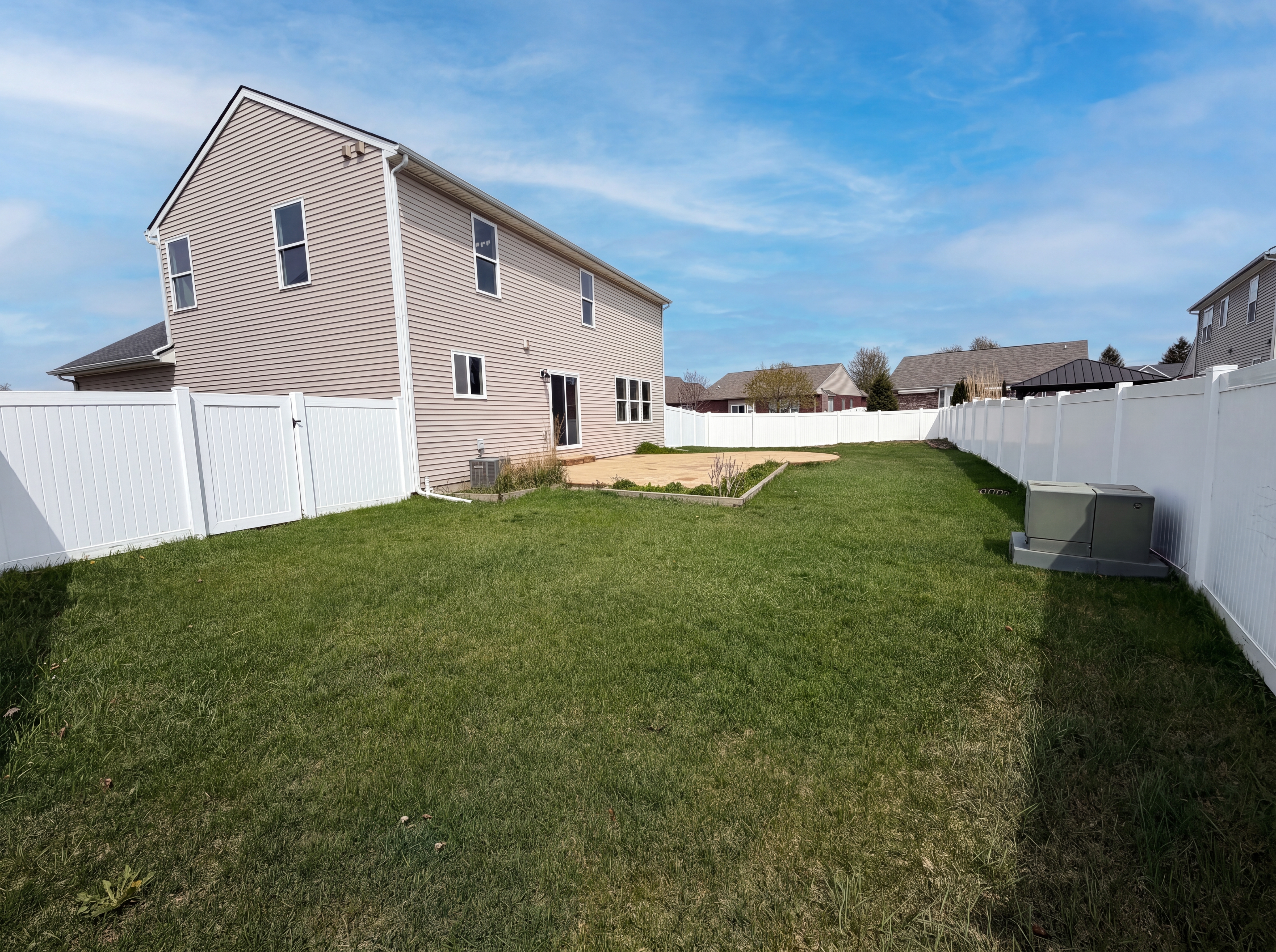 Photo 41 of 44 of 42824 Greystone Dr, Sterling Heights, MI