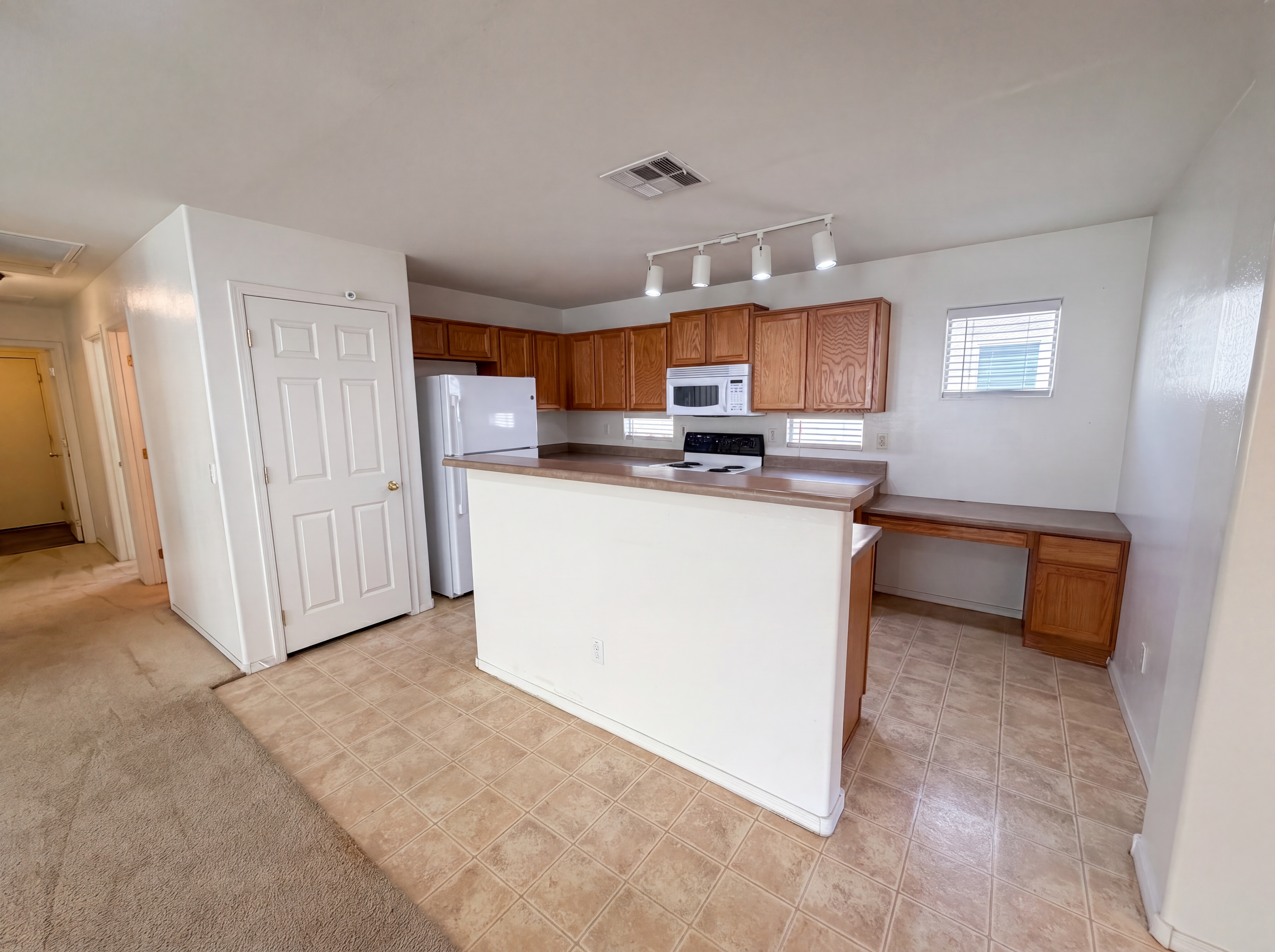 Photo 10 of 27 of 11280 W Magnolia St, Avondale, AZ