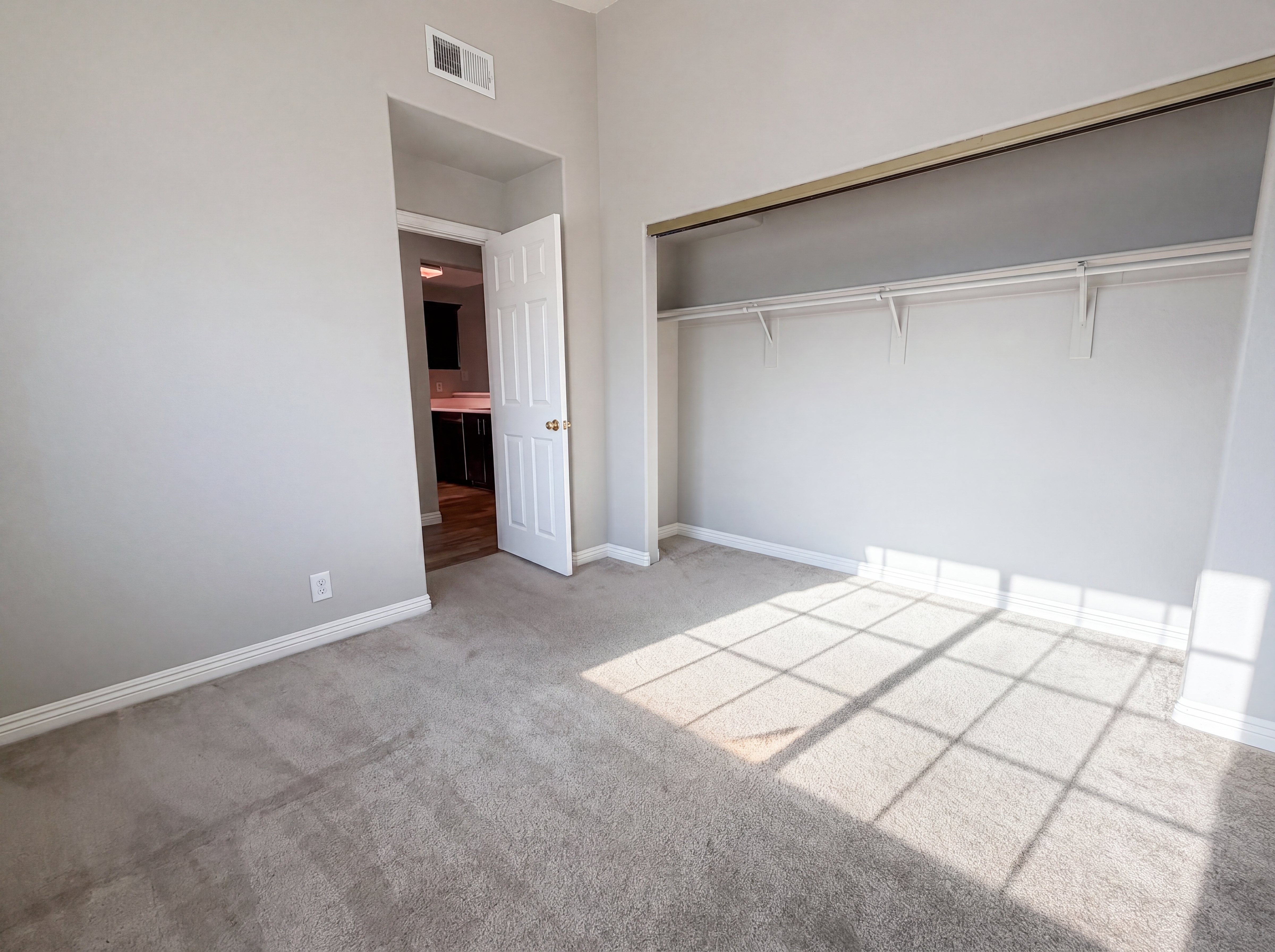 Photo 11 of 22 of 1800 Edmond St, Las Vegas, NV