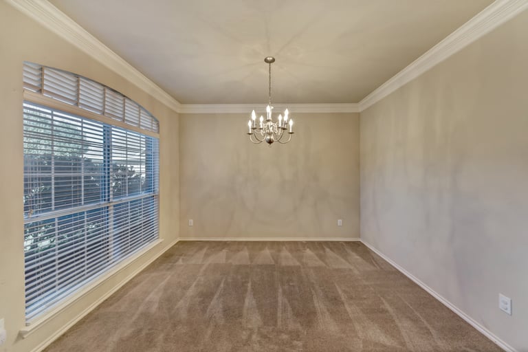 Photo 15 of 36 - 5536 Lavaca Rd, Grand Prairie, TX 75052