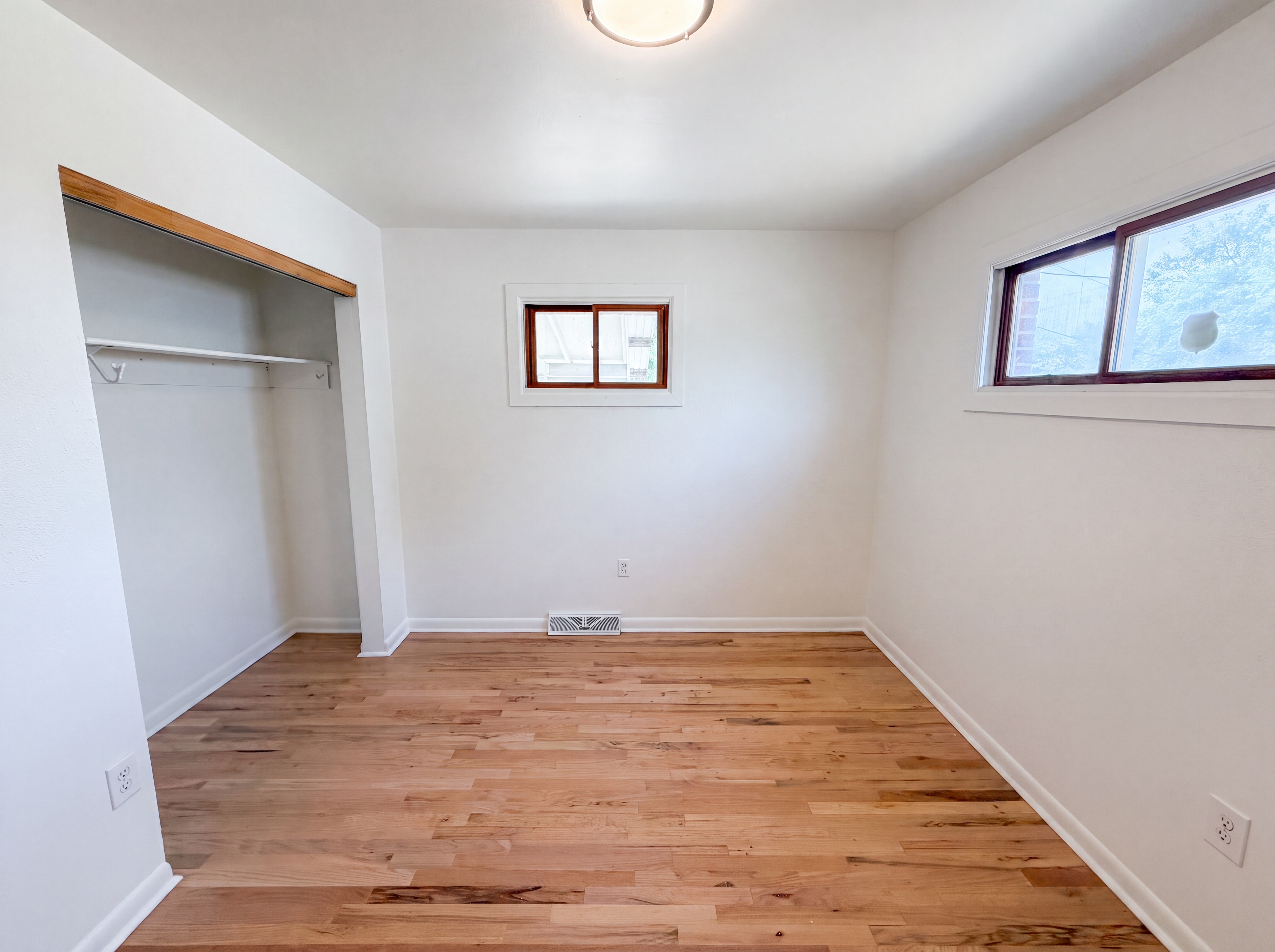 Photo 12 of 23 of 9190 Cypress Dr, Thornton, CO