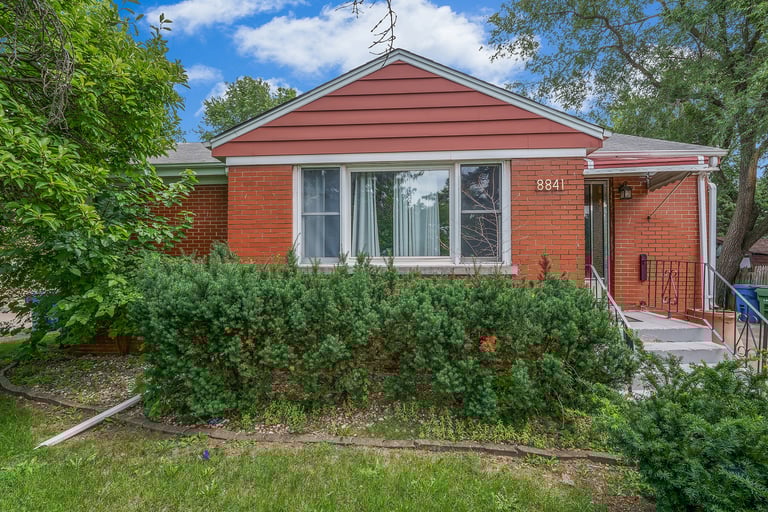 8841 Natoma Ave, Oak Lawn, IL 60453 Opendoor