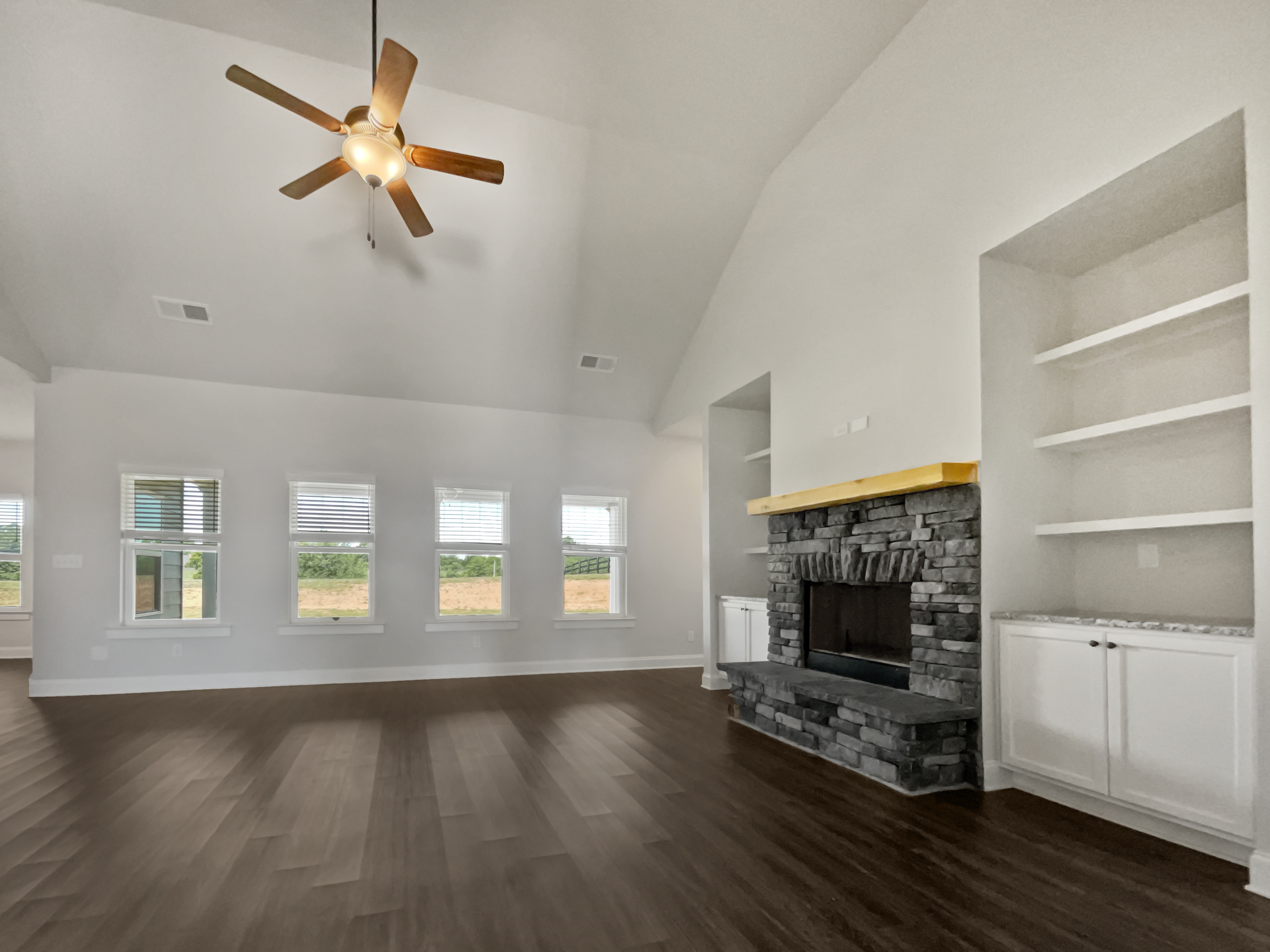 Photo 3 of 24 of 51 Linton Estates Ave, Newnan, GA