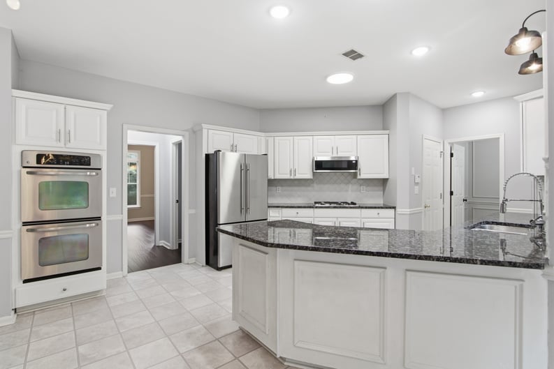 Property photo 3 of 5117 Chipping Dr NW