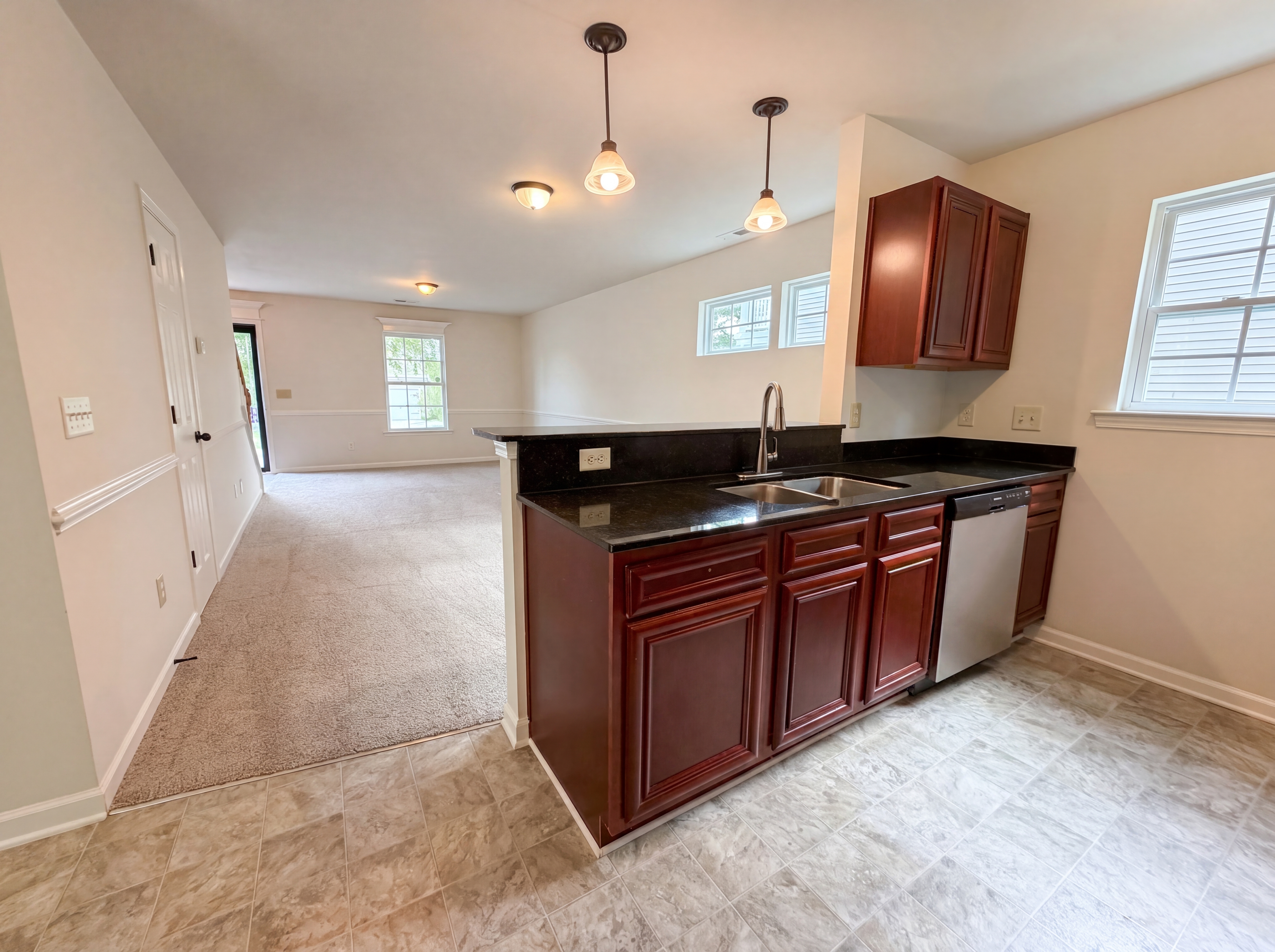 Photo 8 of 24 of 1050 Rabon Pond Dr, Columbia, SC