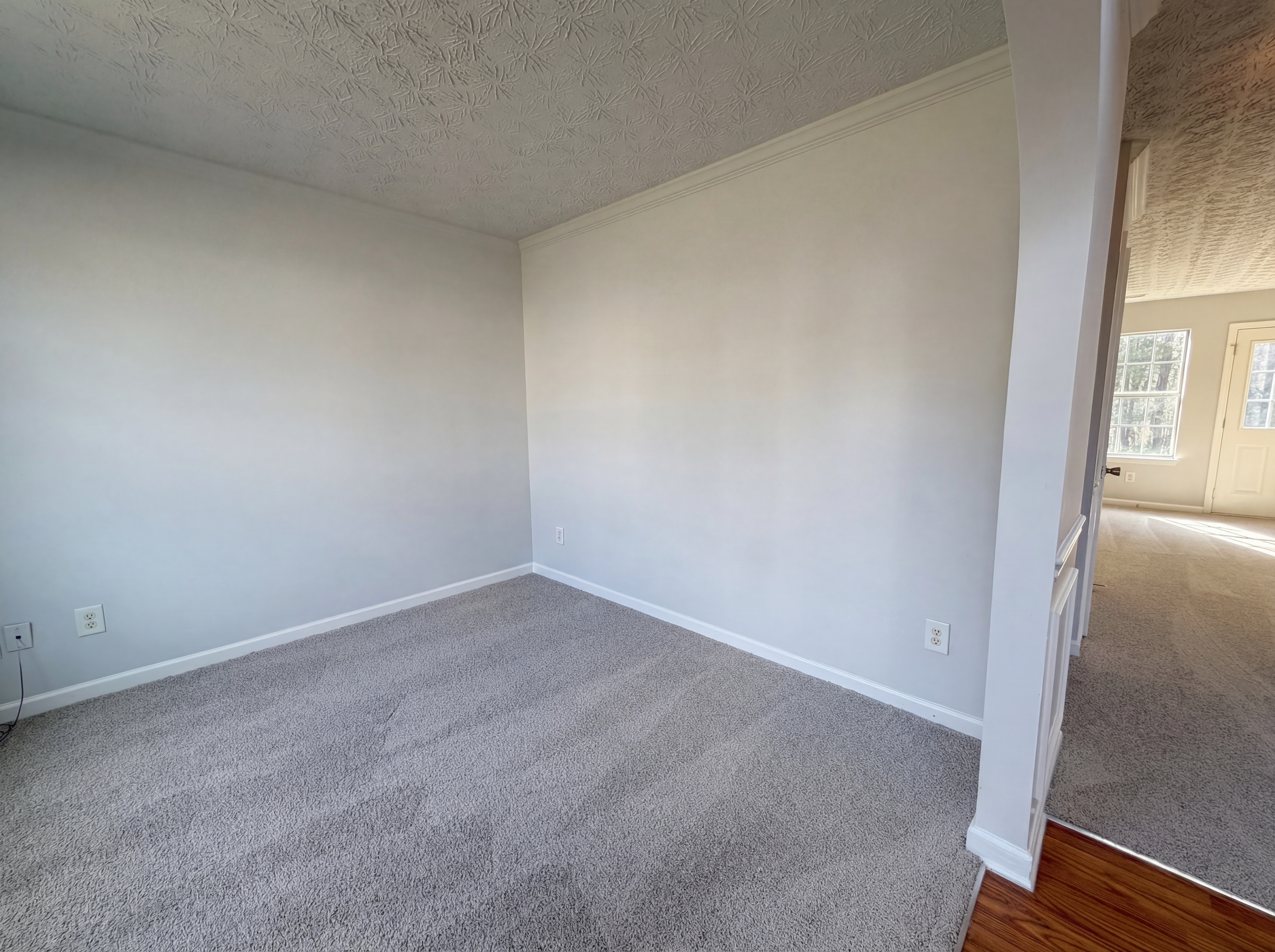 Photo 11 of 28 of 6497 Snowden Dr, Atlanta, GA