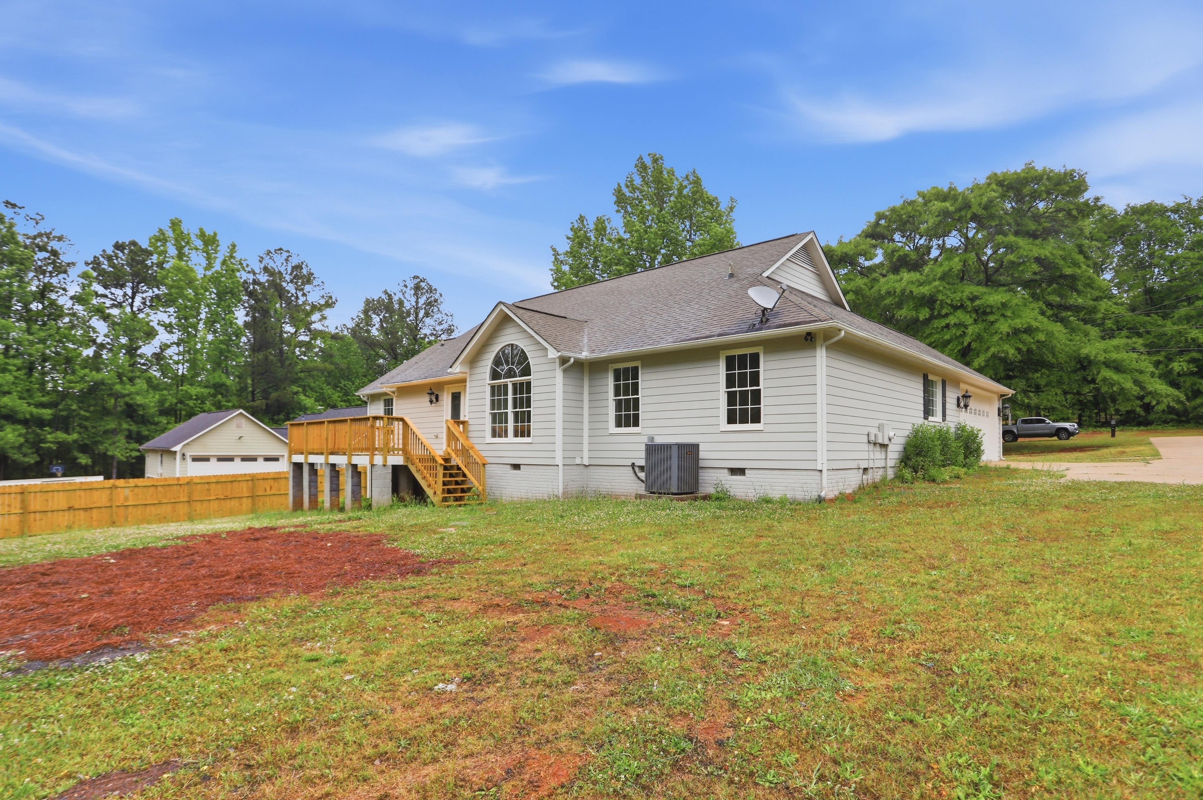 Photo 5 of 34 of 93 Charlie Smith Dr, Senoia, GA