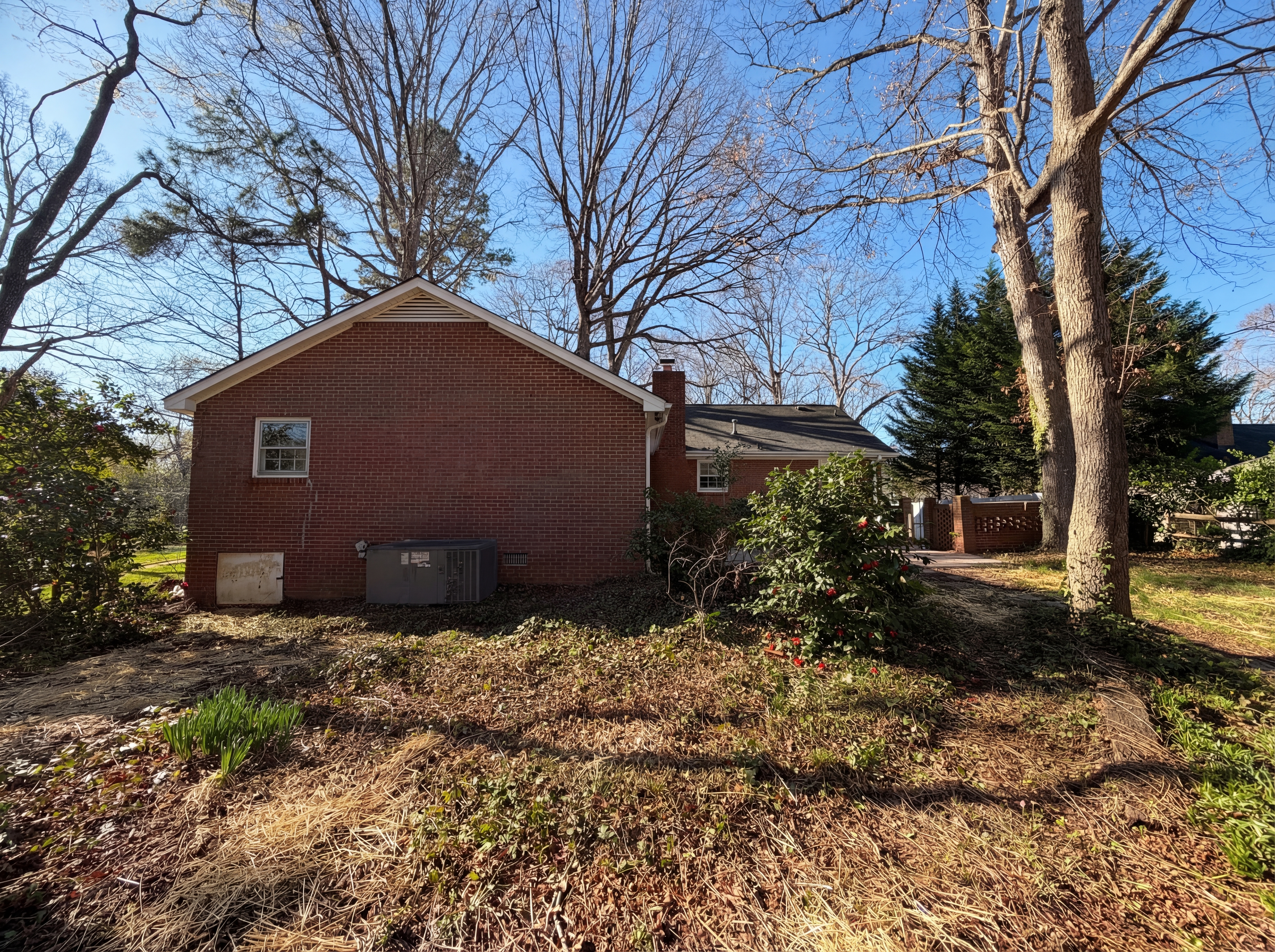 Photo 19 of 21 of 1512 Buckingham Ave, Gastonia, NC
