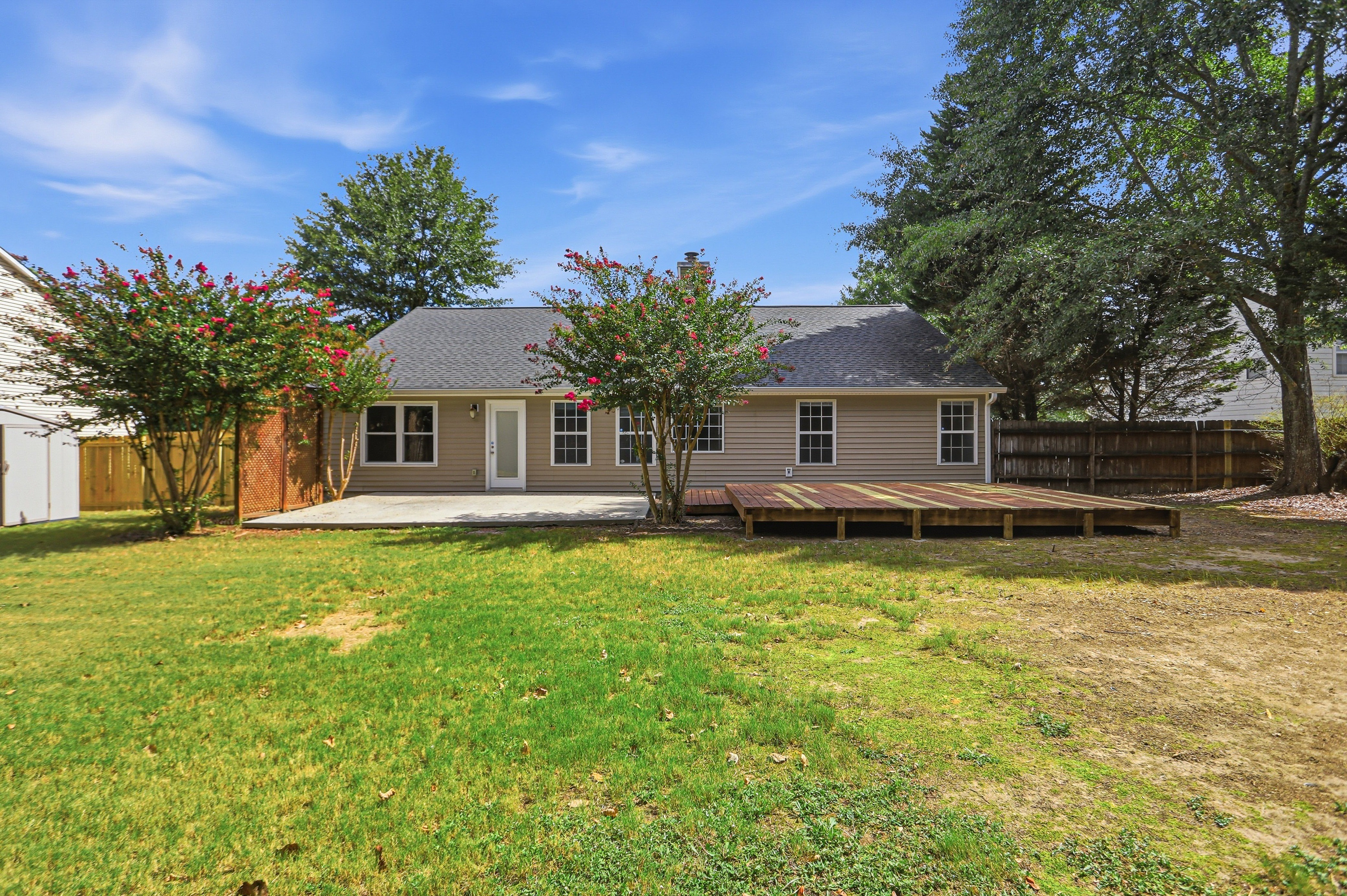Photo 35 of 39 of 3641 Coveside Ct, Loganville, GA