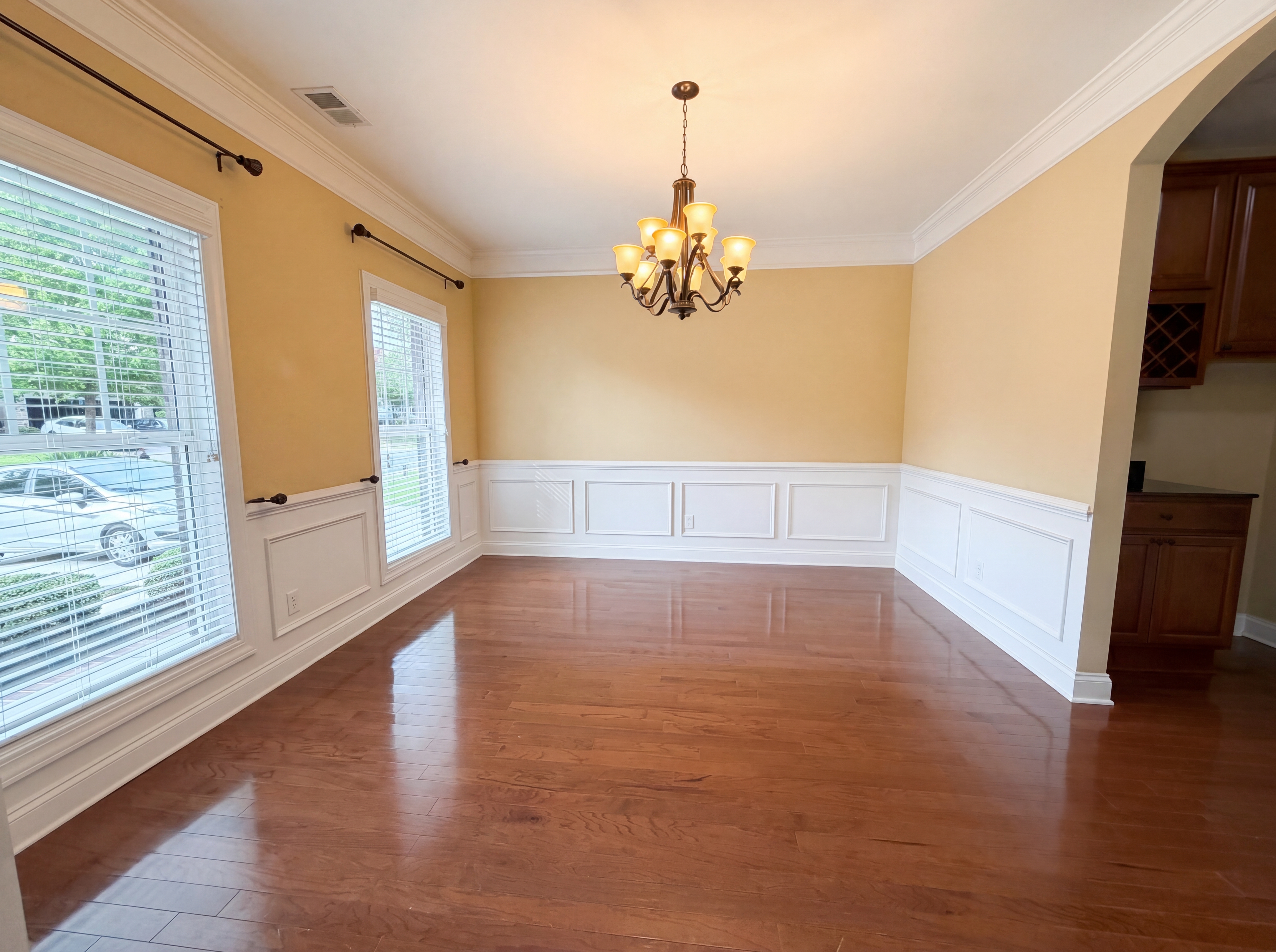 Photo 8 of 32 of 1151 Ashland Dr, Columbia, SC