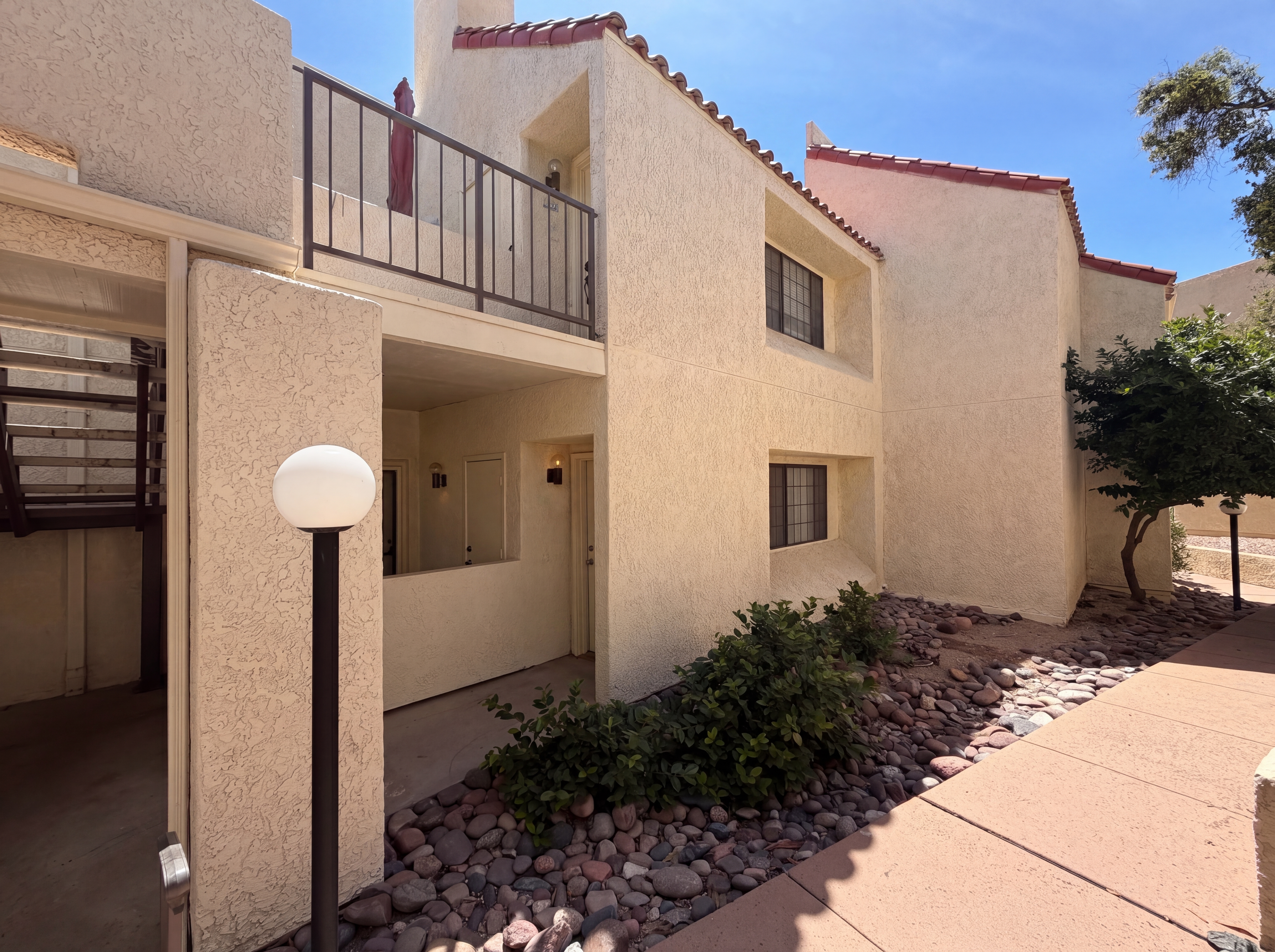 Photo 16 of 17 of 1200 E River Rd, Tucson, AZ