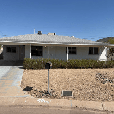 Property photo 1 of 1738 W North Ln