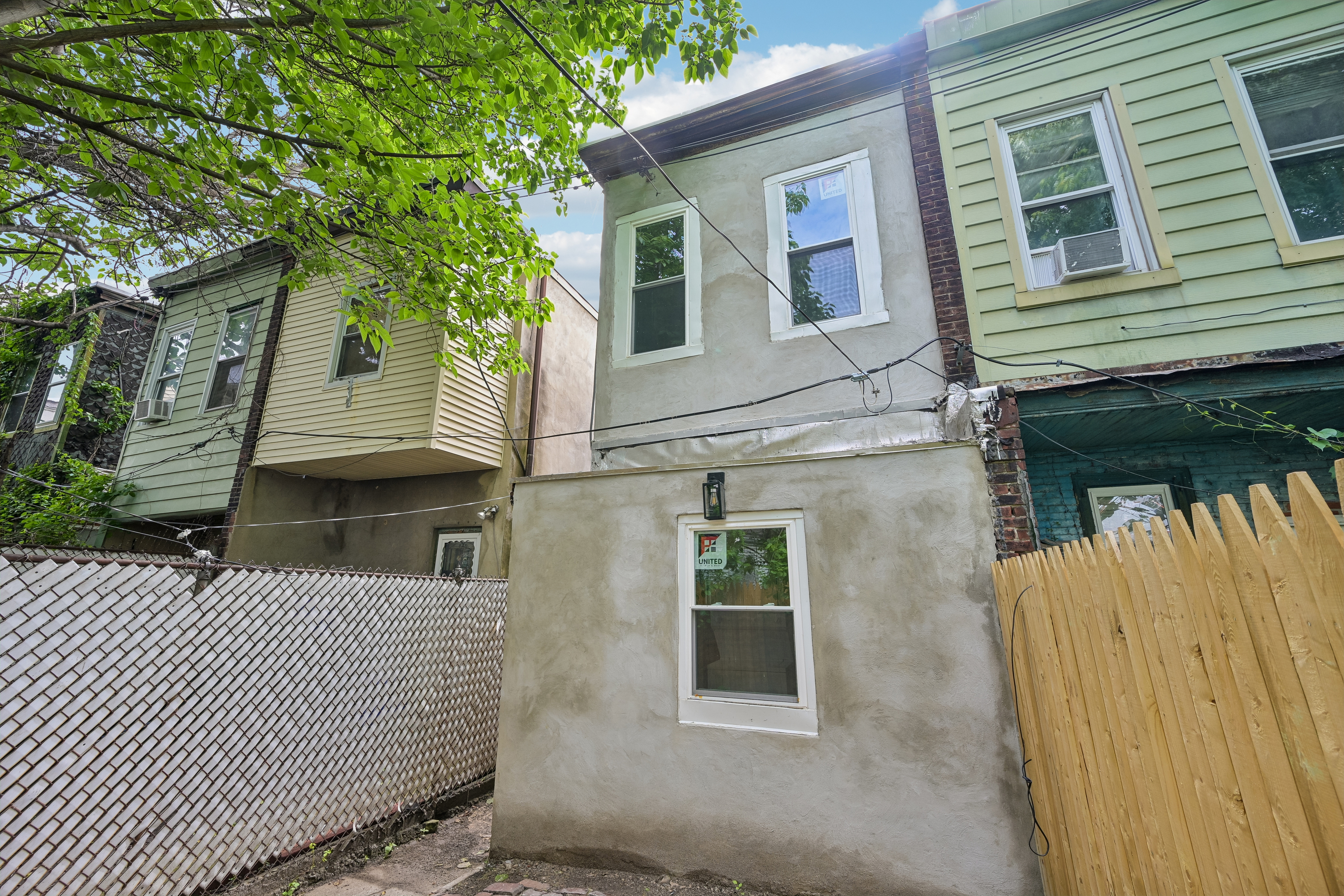 Photo 5 of 50 of 1716 N Hollywood St, Philadelphia, PA