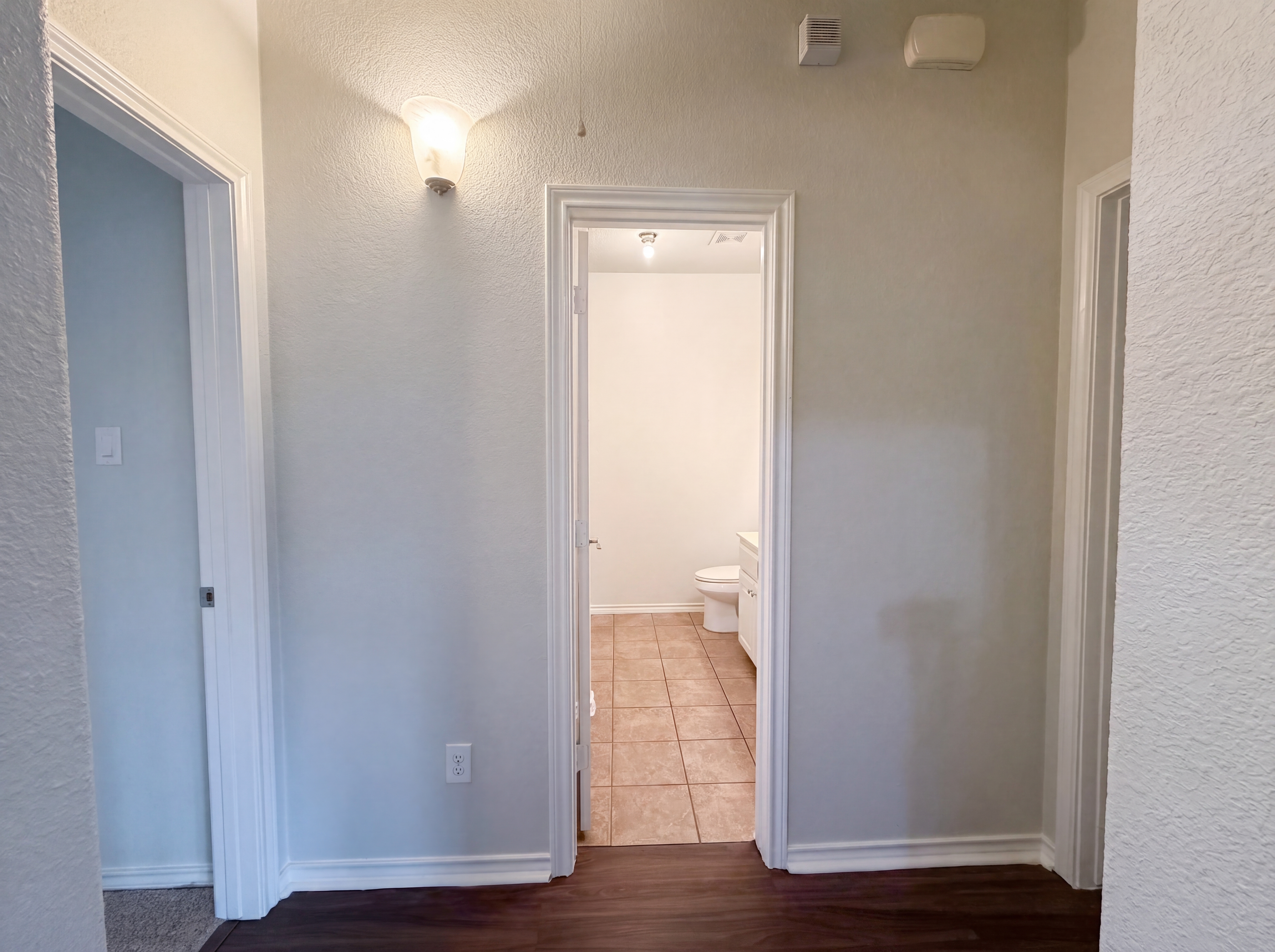 Photo 20 of 26 of 12817 Breckenridge Ct, Fort Worth, TX
