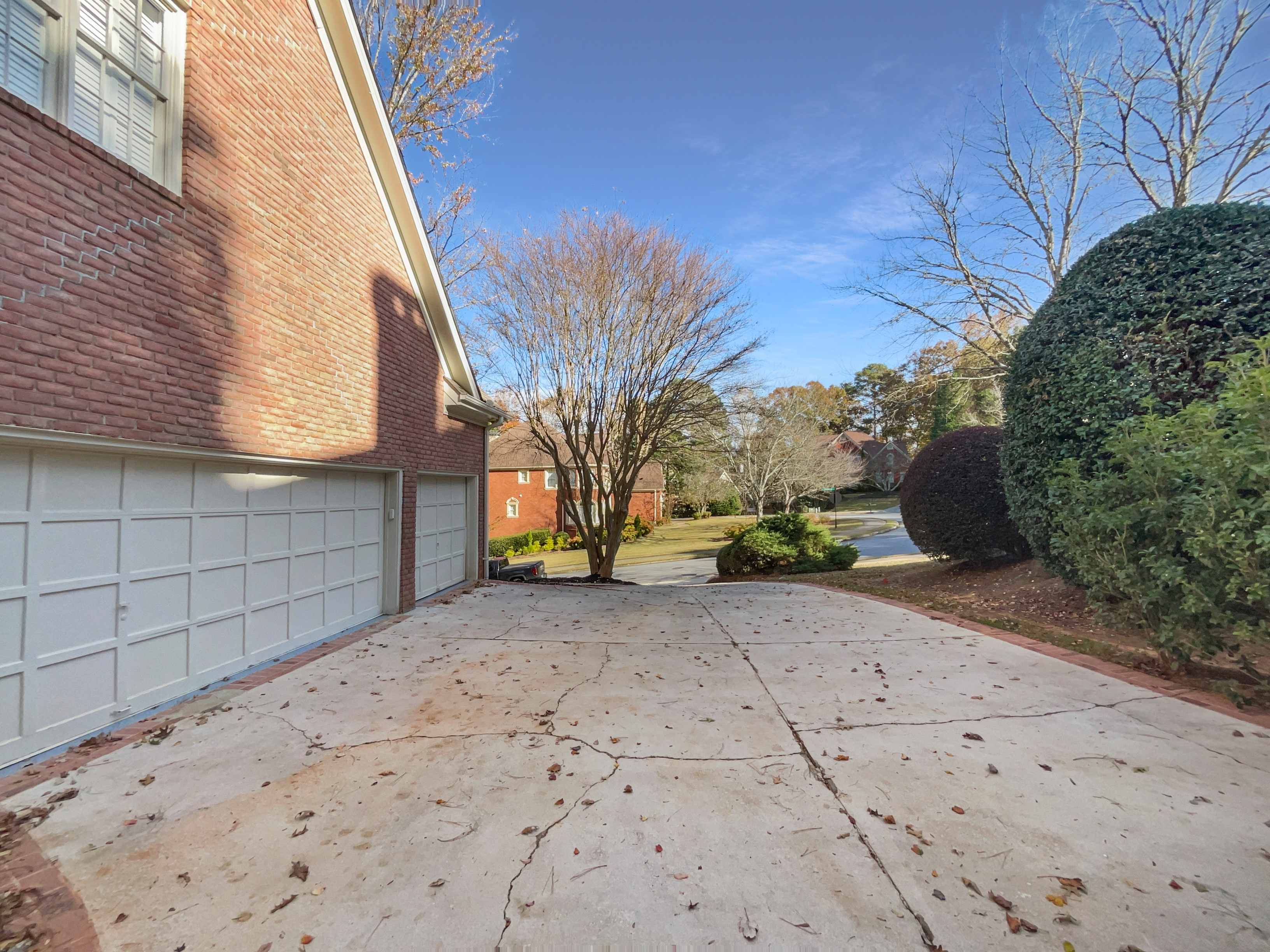 Photo 10 of 58 of 530 Kearny St, Alpharetta, GA