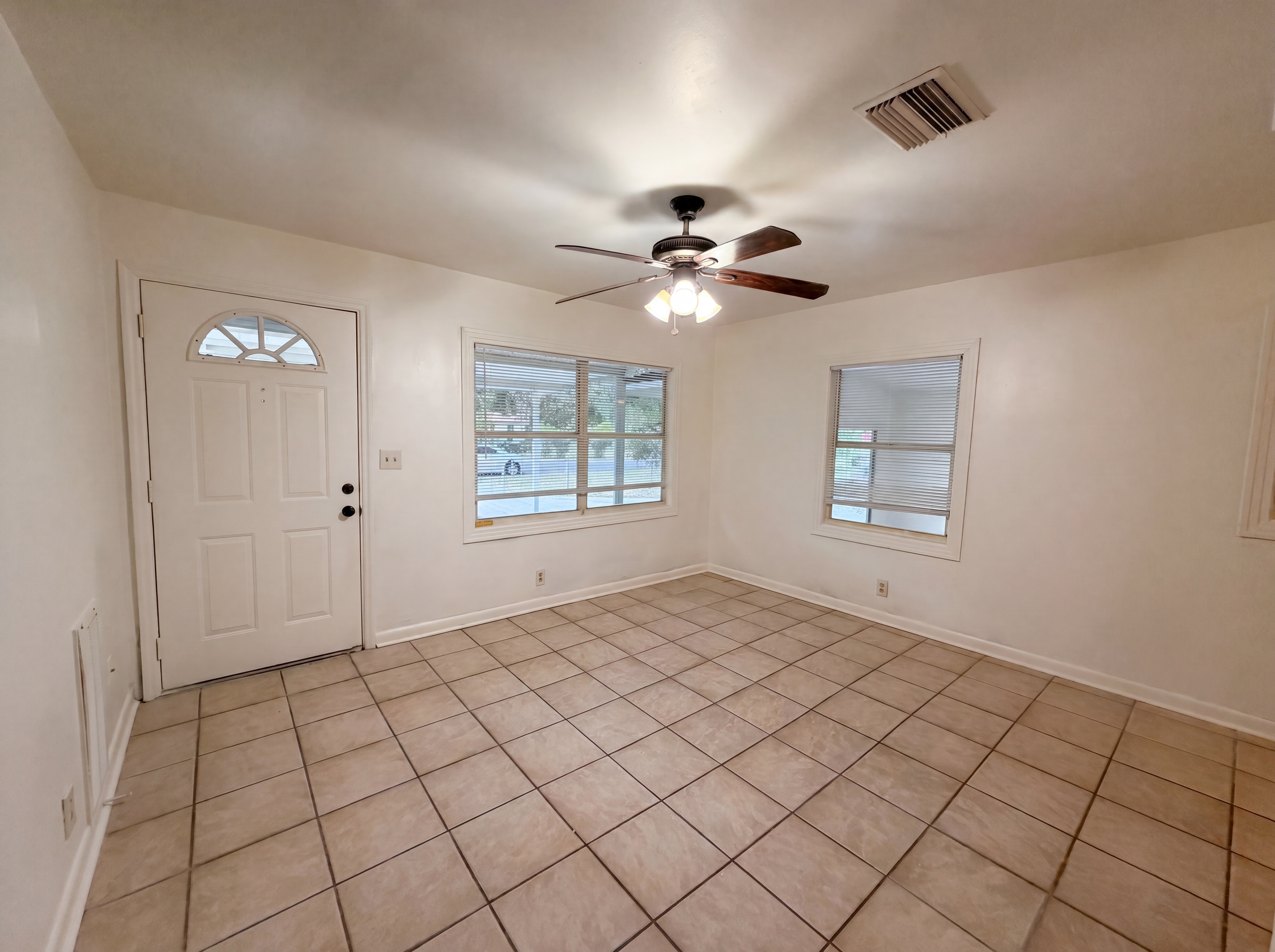 Photo 7 of 17 of 626 S 67th St, Tampa, FL