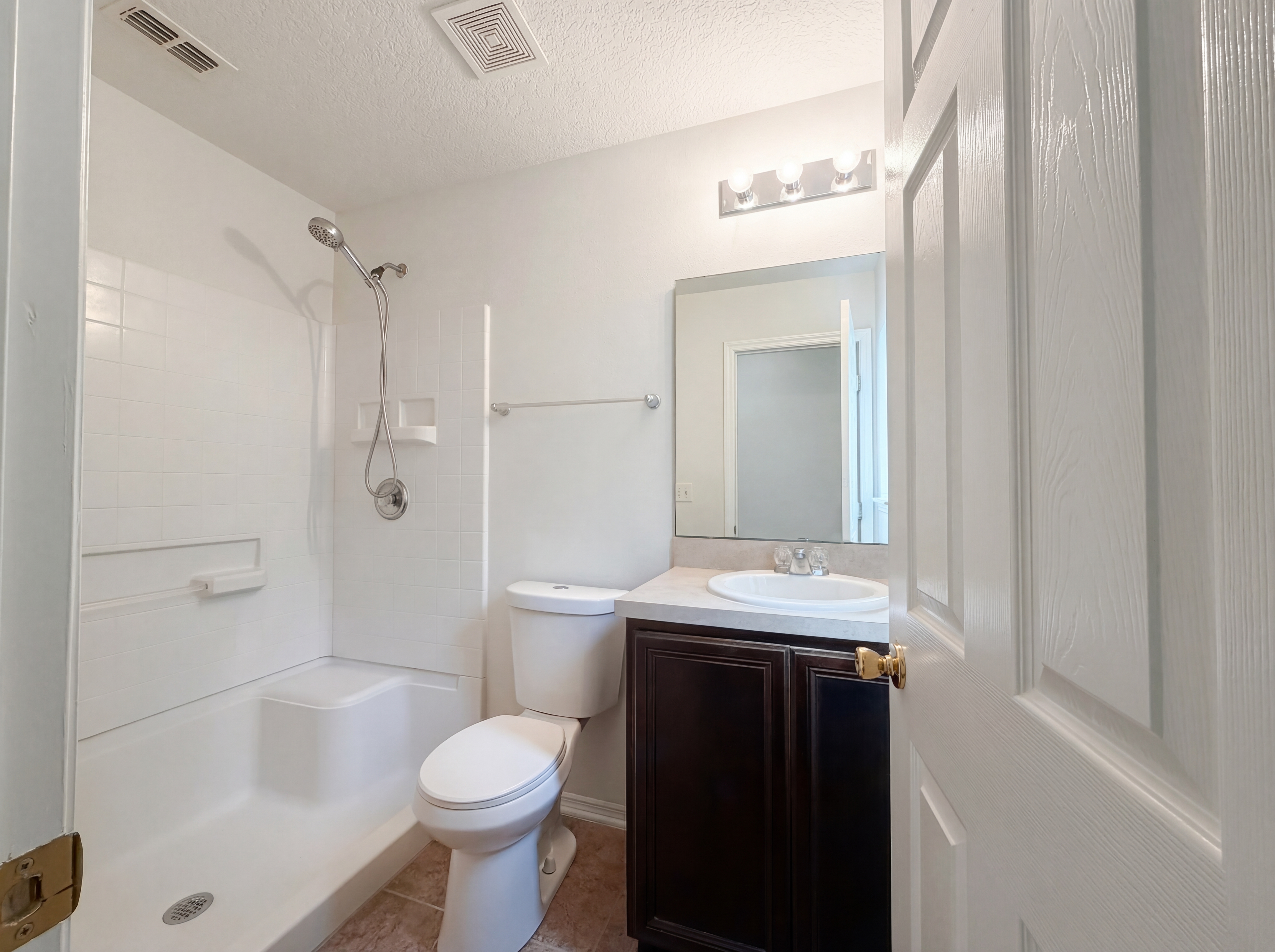 Photo 10 of 17 of 11862 Alexandra Dr, Jacksonville, FL