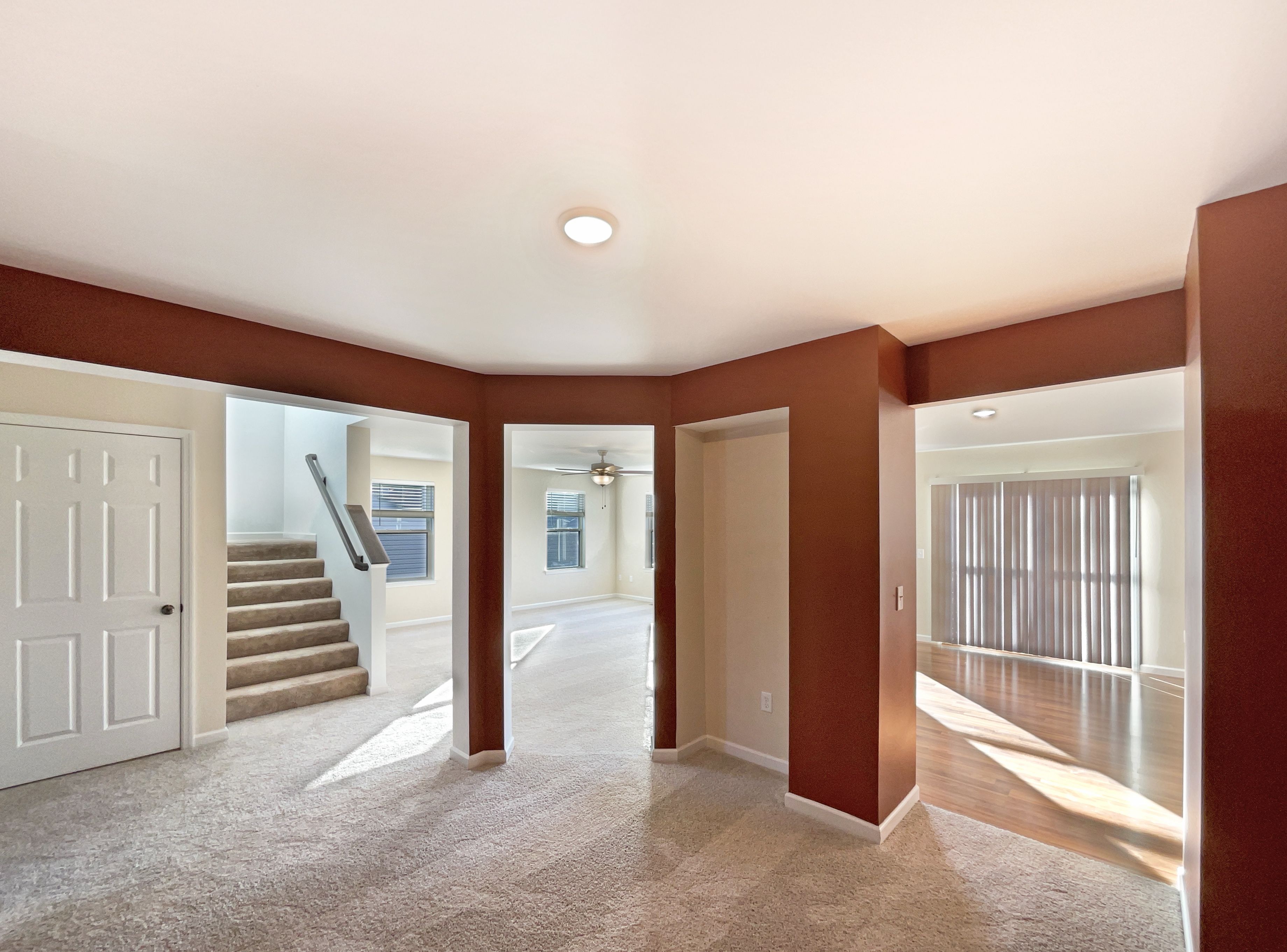 Photo 10 of 23 of 1561 Misty River Dr, Saint Paul, MO