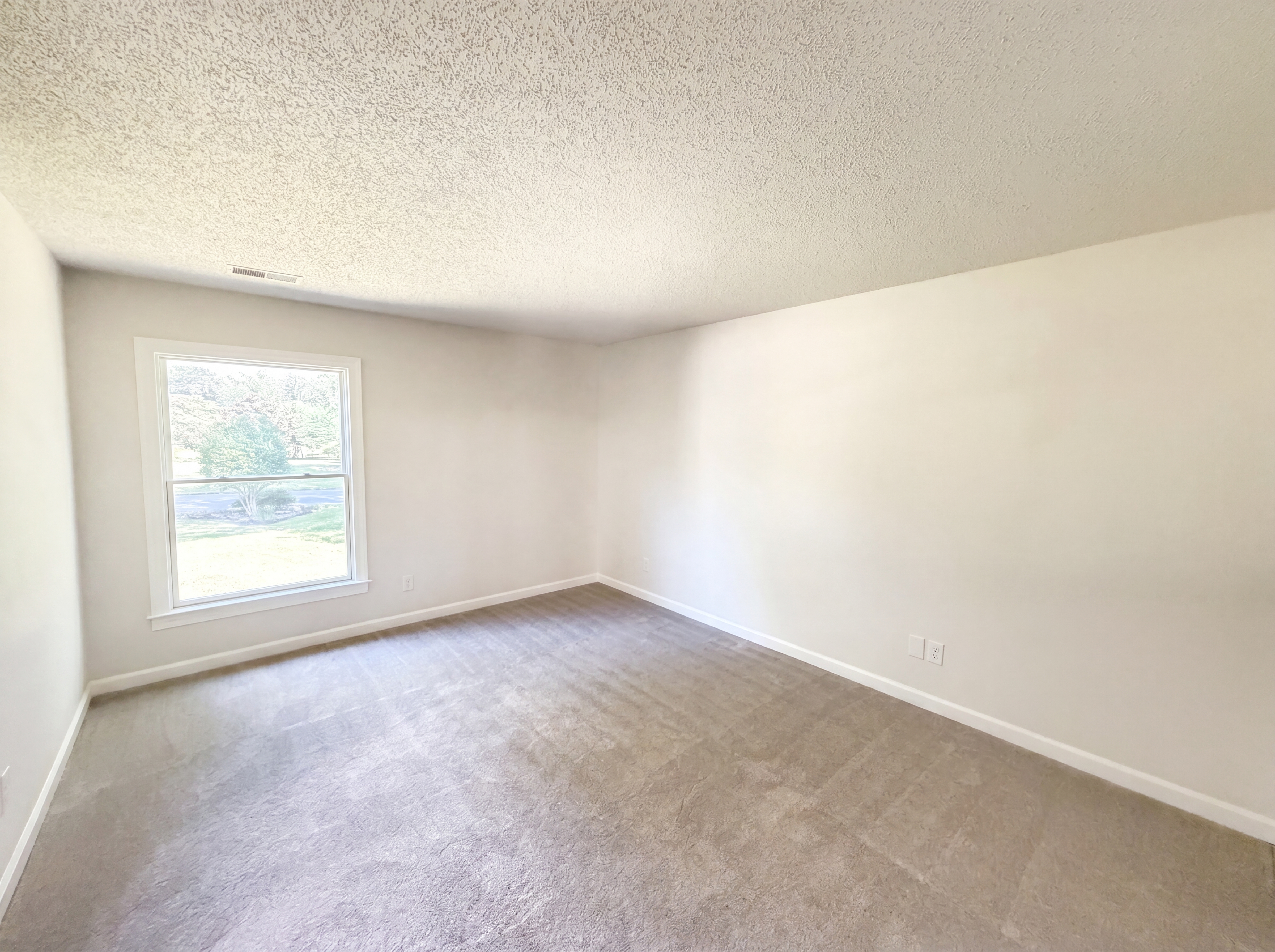 Photo 14 of 22 of 6505 Boykin Spaniel Rd, Charlotte, NC