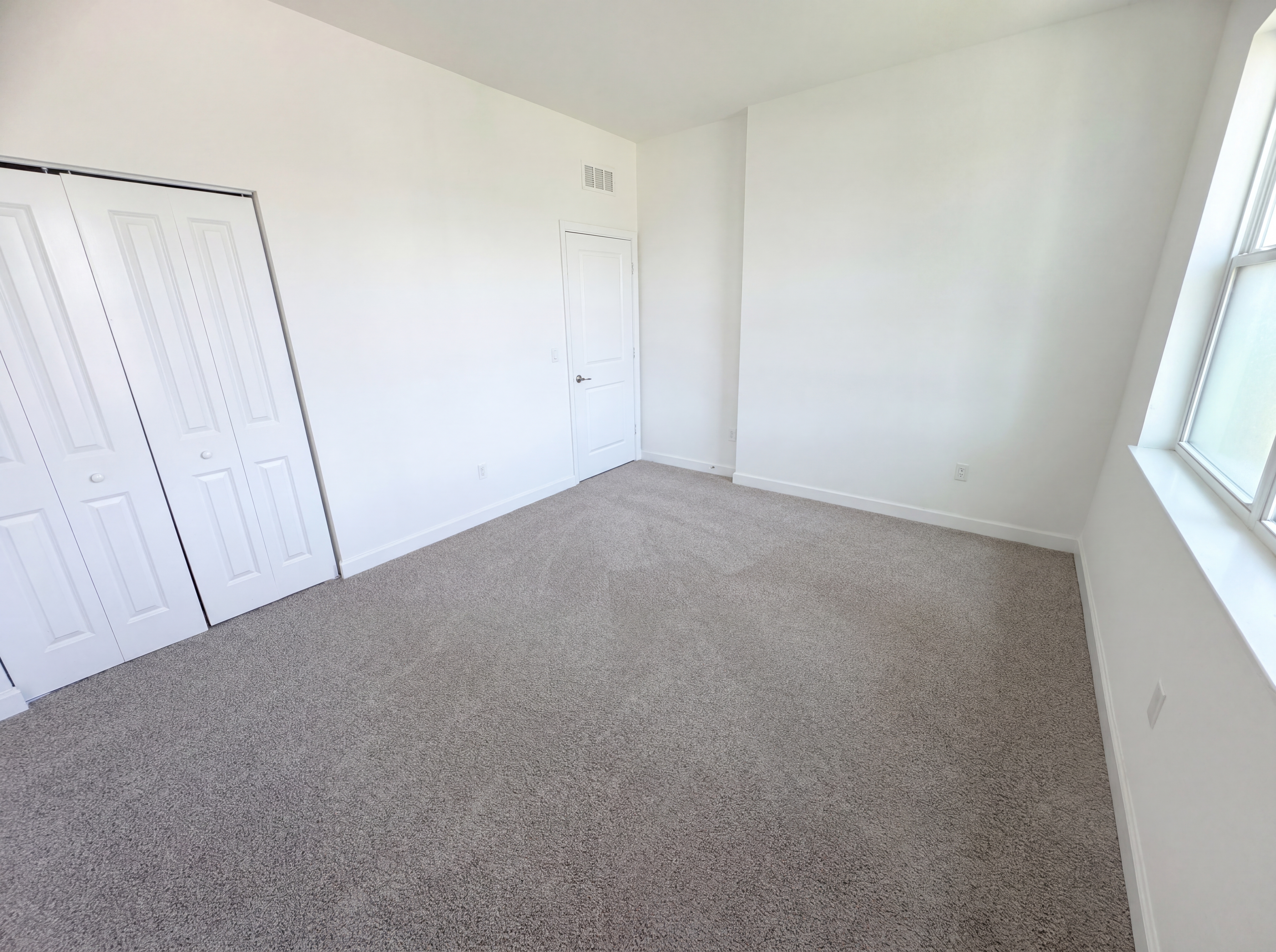 Photo 34 of 42 of 12473 NW Lynch Ln, Port Saint Lucie, FL