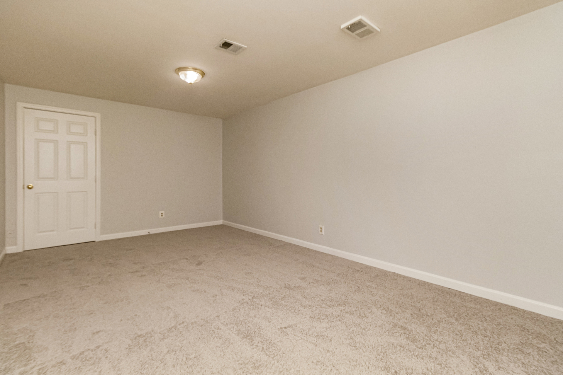 Photo 17 of 22 of 10116 Chesney Dr, Spotsylvania, VA