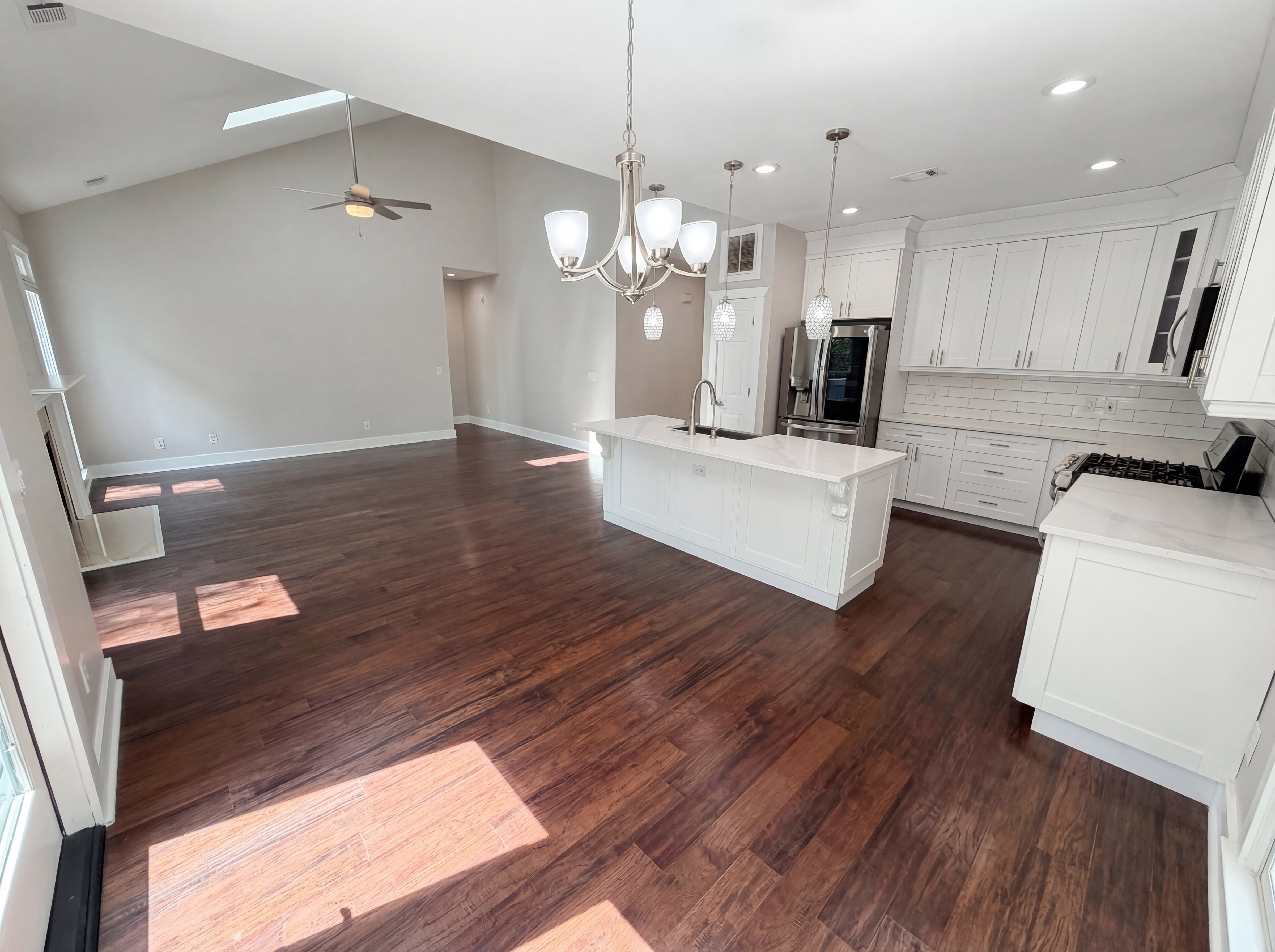 Photo 31 of 44 of 4000 Amberley Ln, Marietta, GA