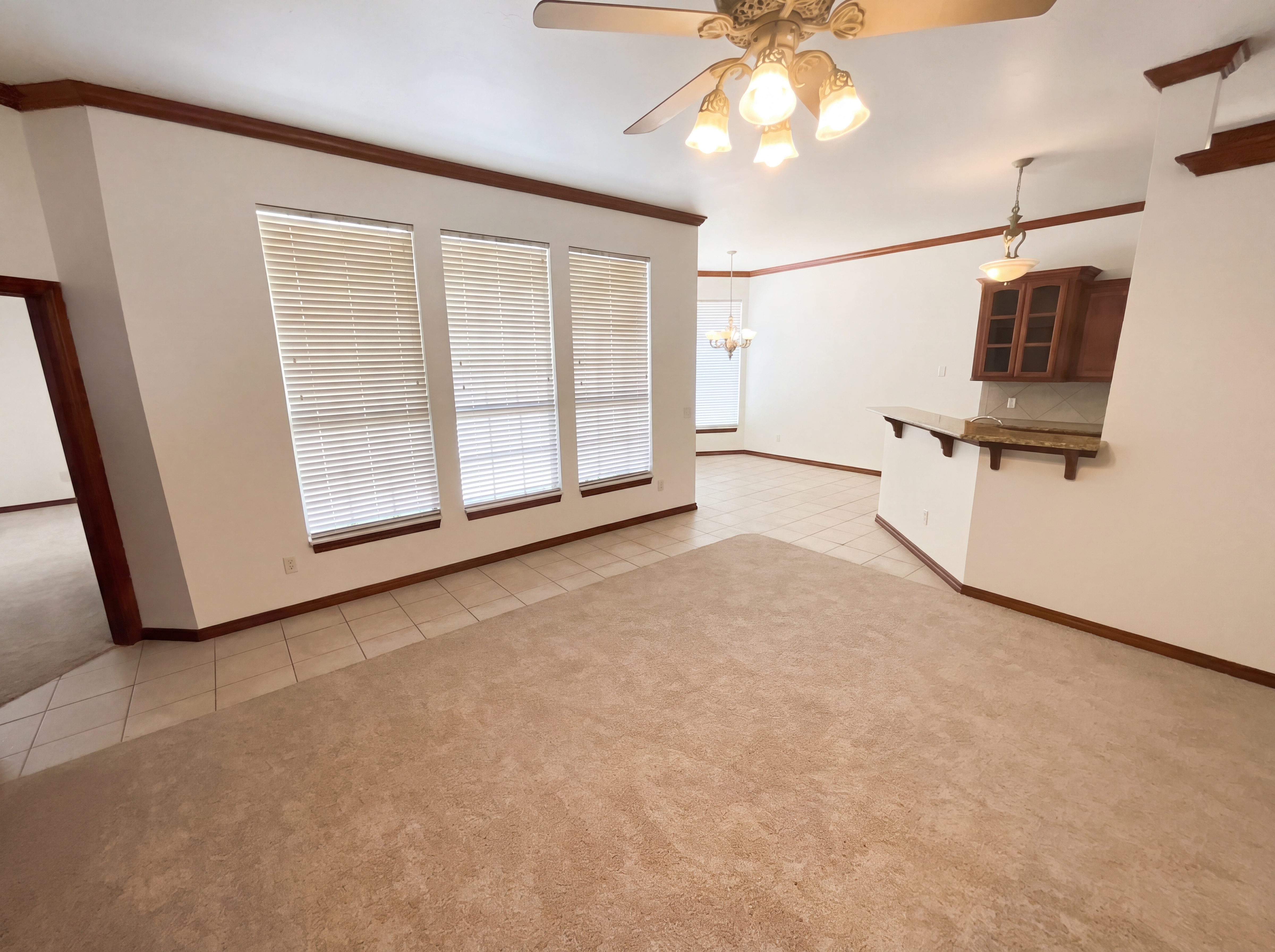 Photo 7 of 21 of 13808 S Robinson Ave, Oklahoma City, OK