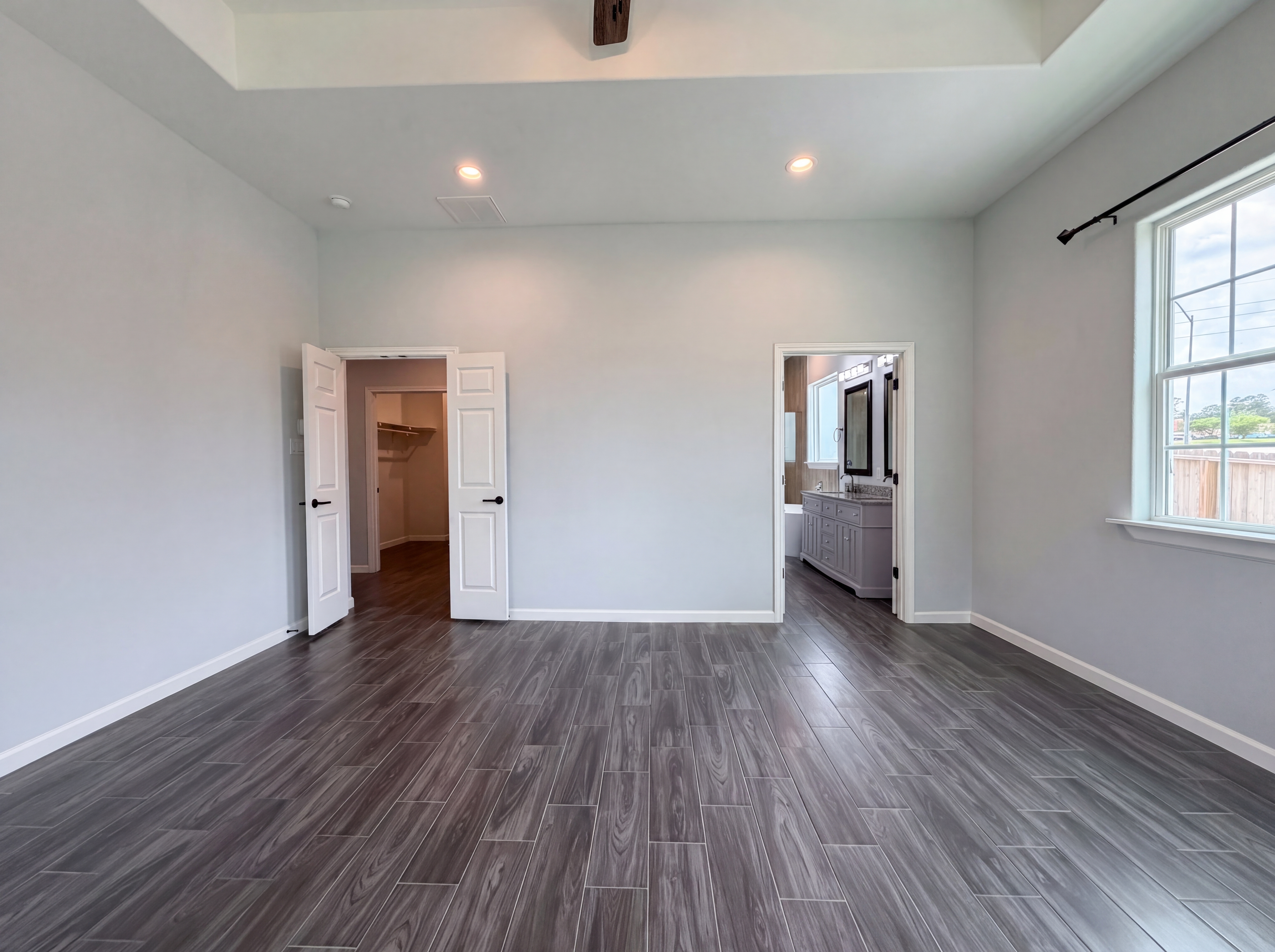 Photo 4 of 24 of 40406 Mostyn Dr, Magnolia, TX