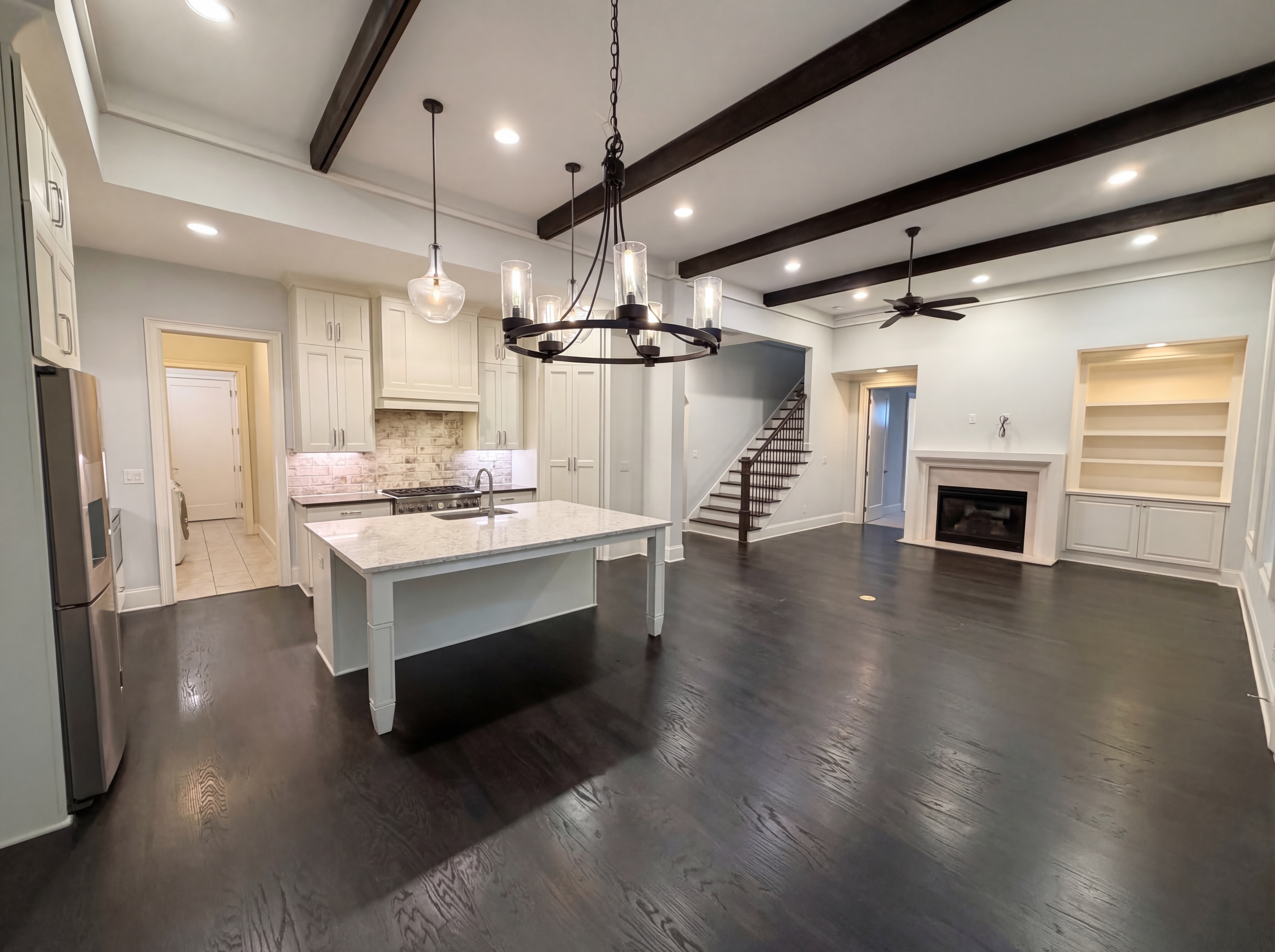 Photo 8 of 38 of 1803 Kent Ave, Dunwoody, GA