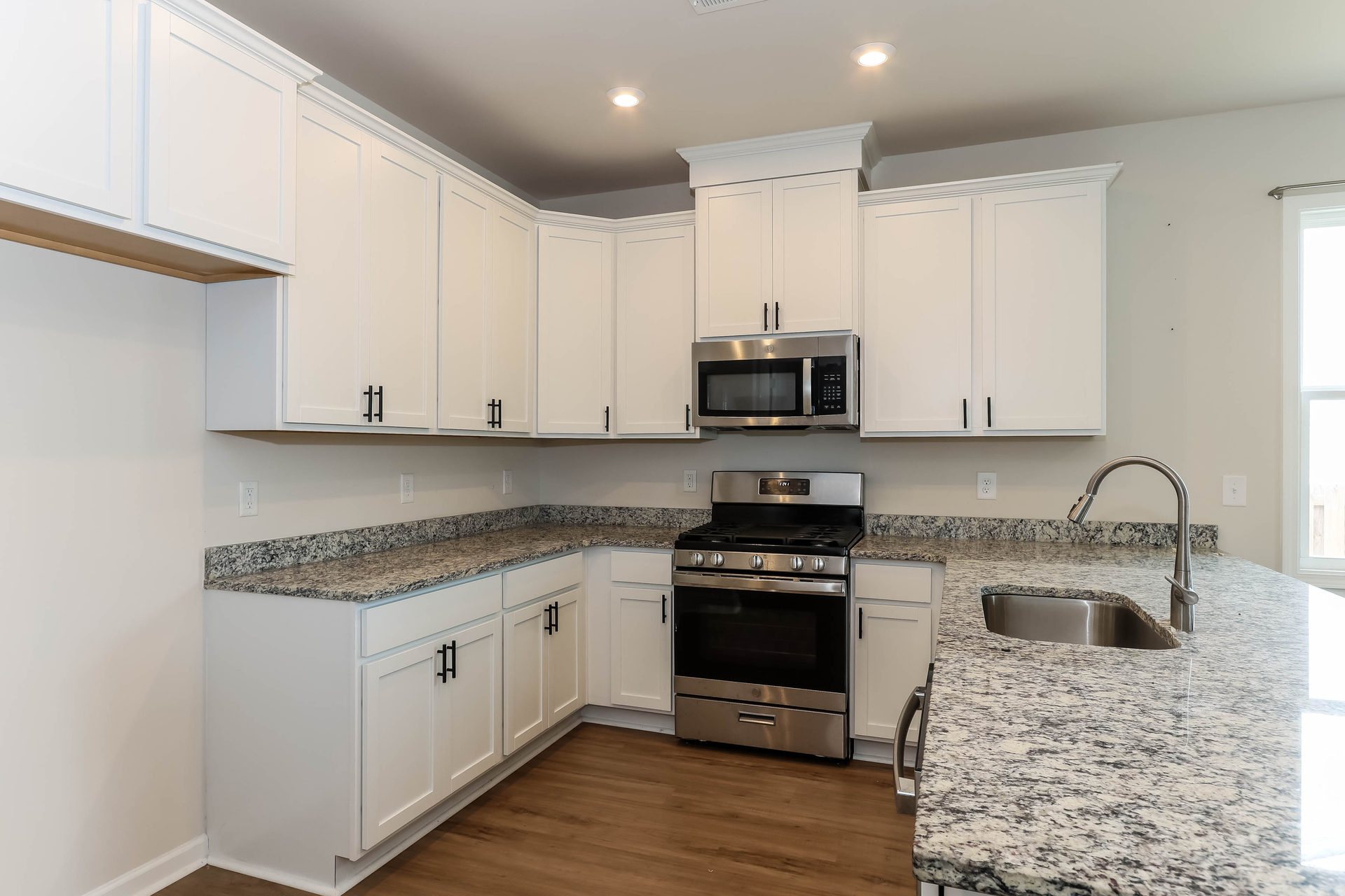 Photo 4 of 22 of 426 Midland Pines Dr, Graniteville, SC