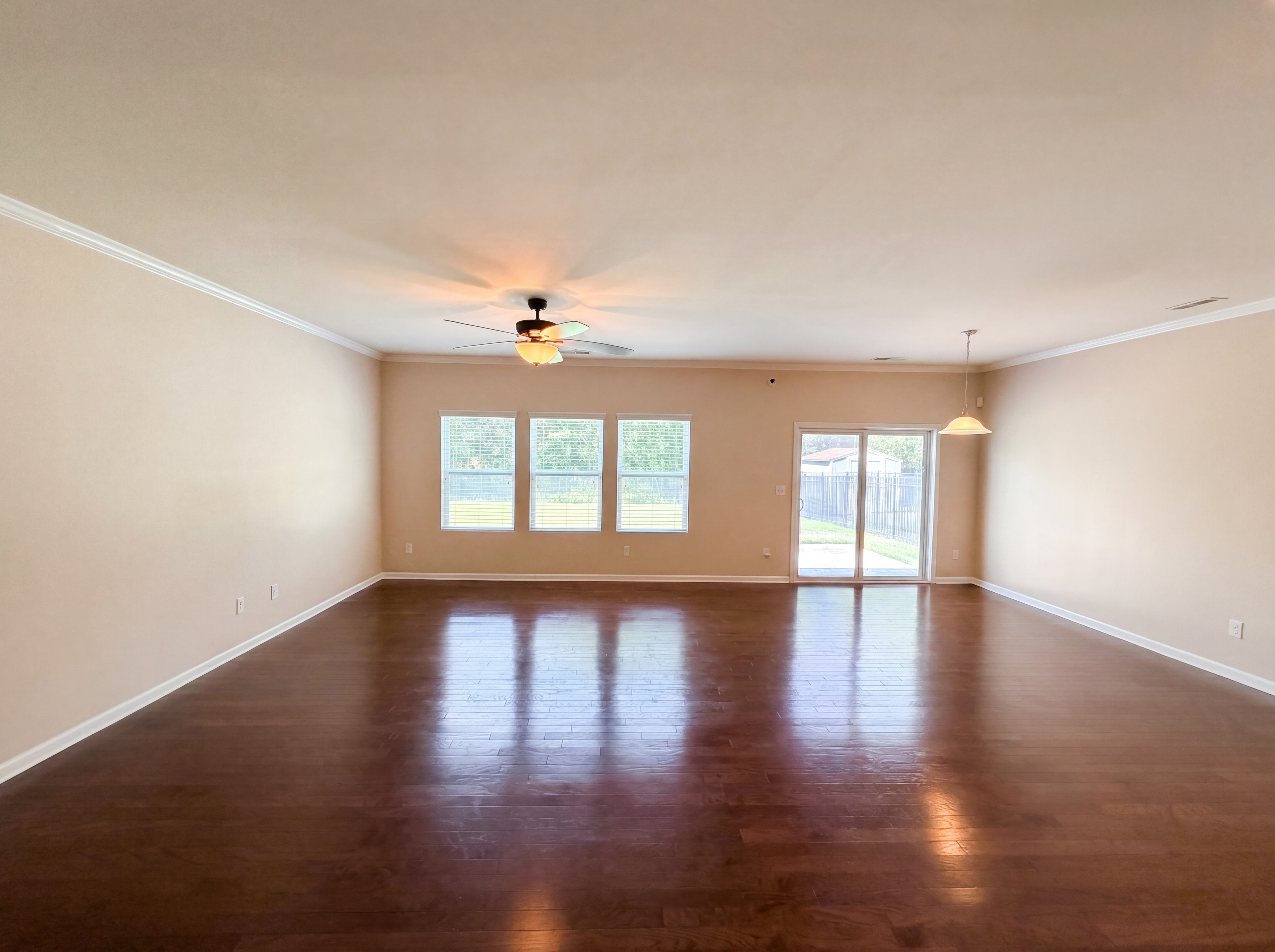 Photo 6 of 20 of 7110 Strawberry Fields Ln, Charlotte, NC