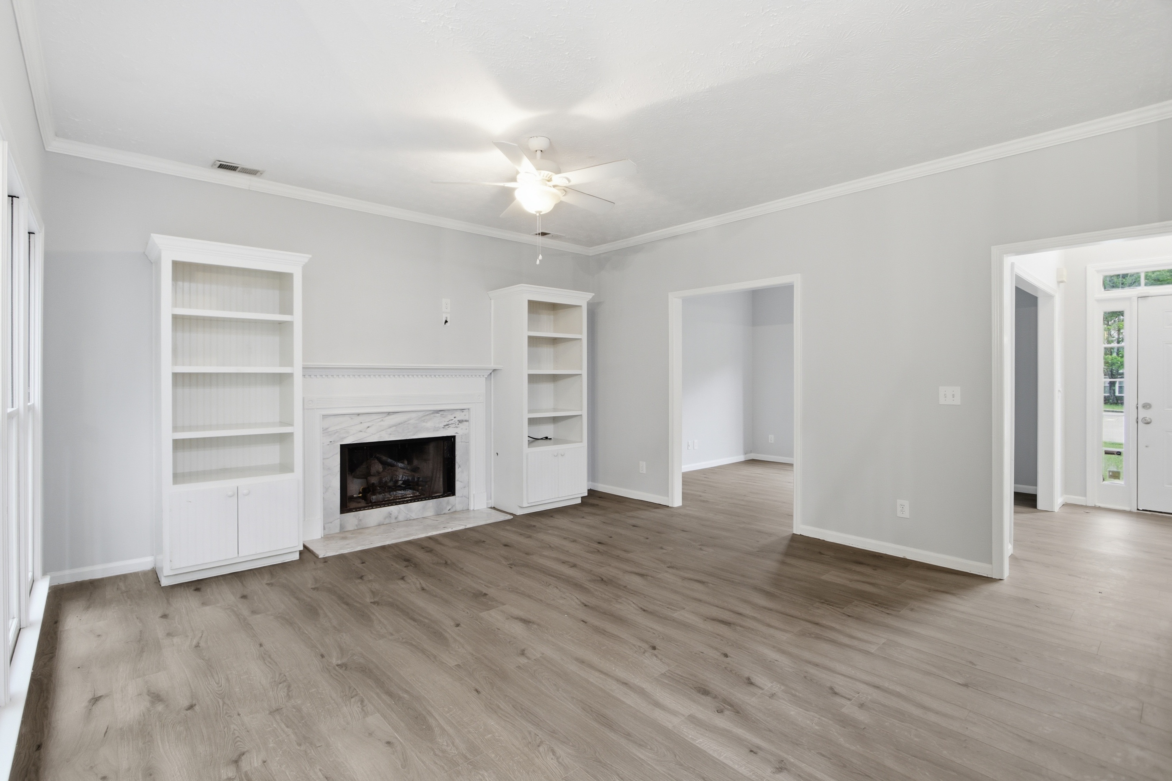Photo 3 of 37 of 3504 Wellsley Dr, Powder Springs, GA