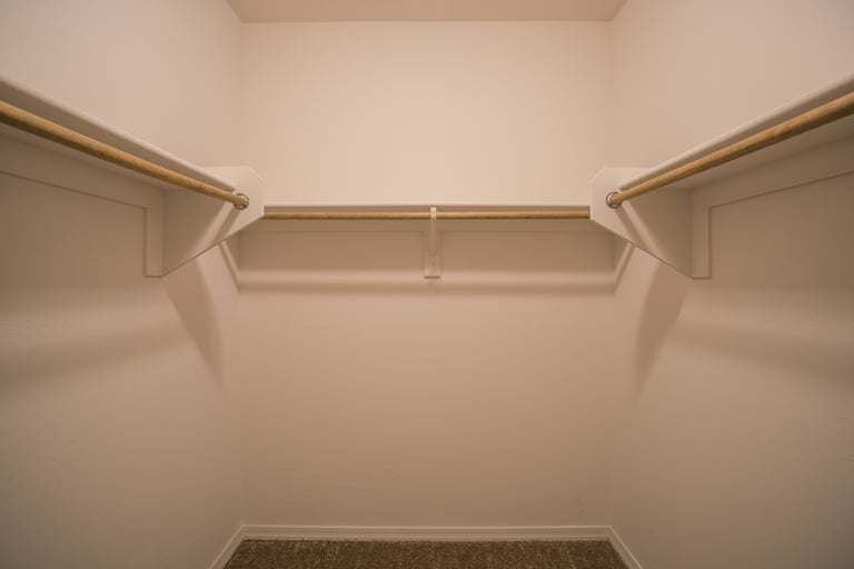 Photo 9 of 29 - 404 W Latona Rd, Phoenix, AZ 85041