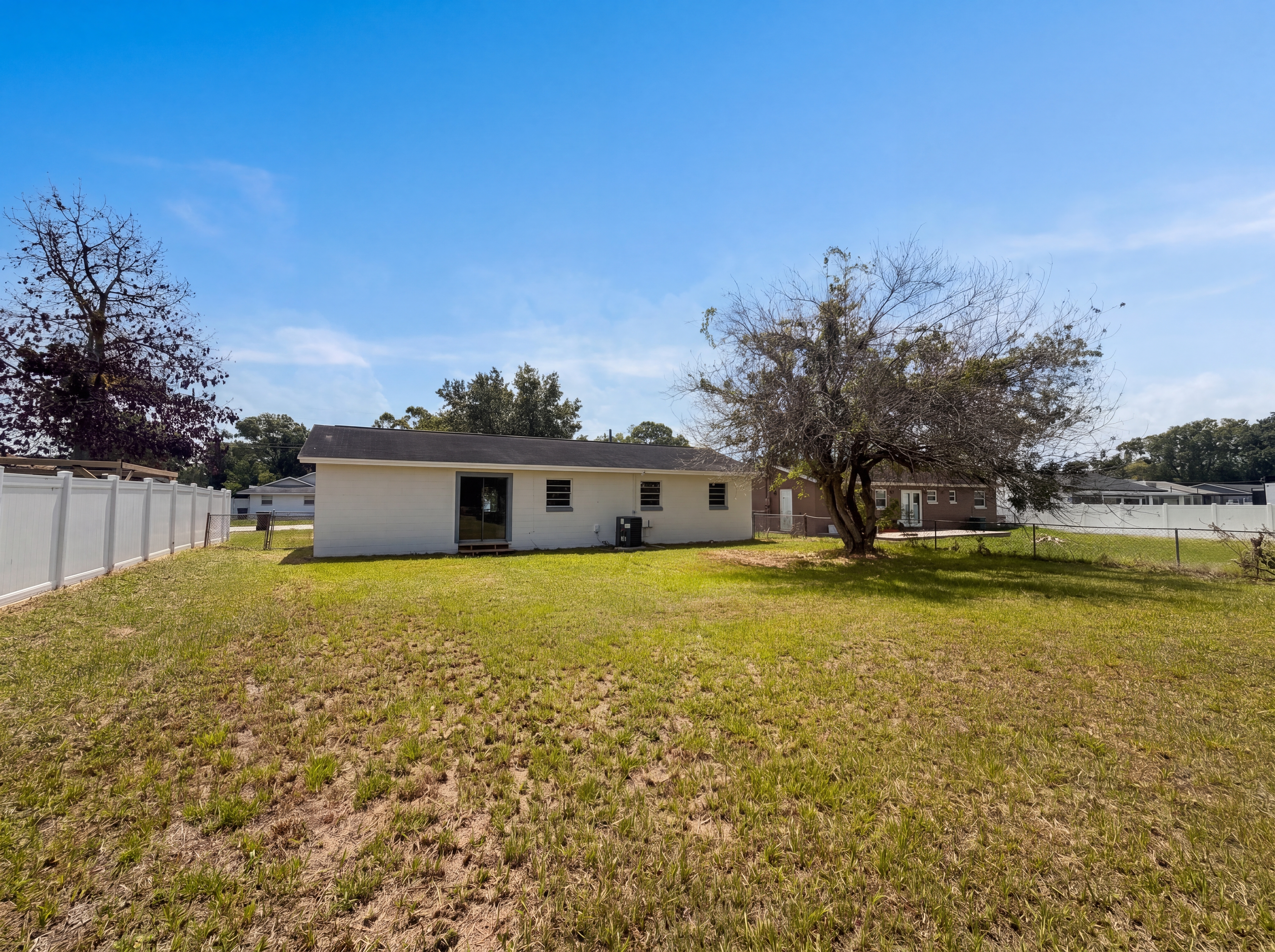 Photo 16 of 18 of 1114 N Forrest Ave, Kissimmee, FL