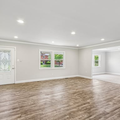 Property photo 3 of 6 Newport Ln