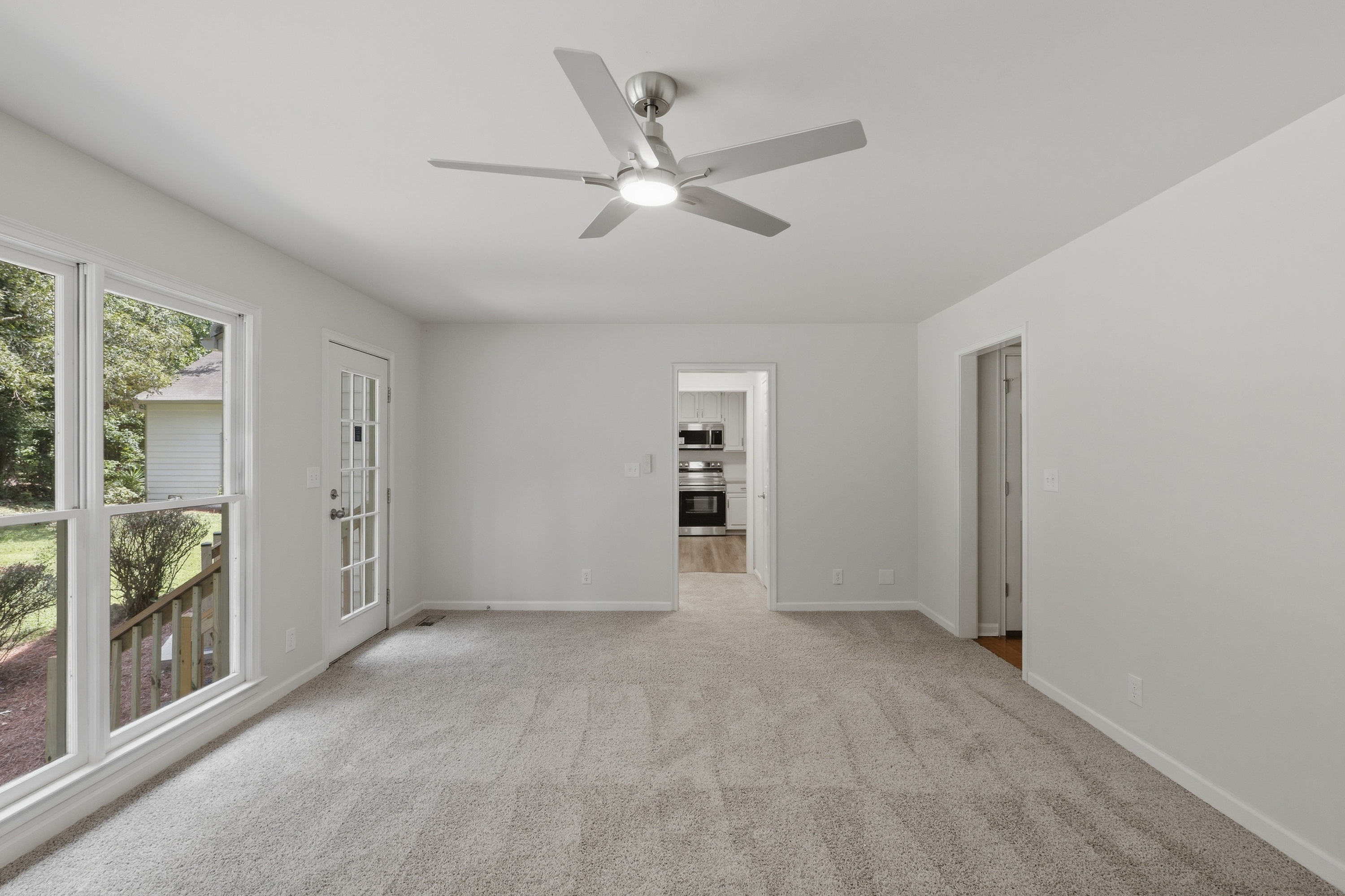 Photo 15 of 39 of 125 Yates Dr, Fayetteville, GA