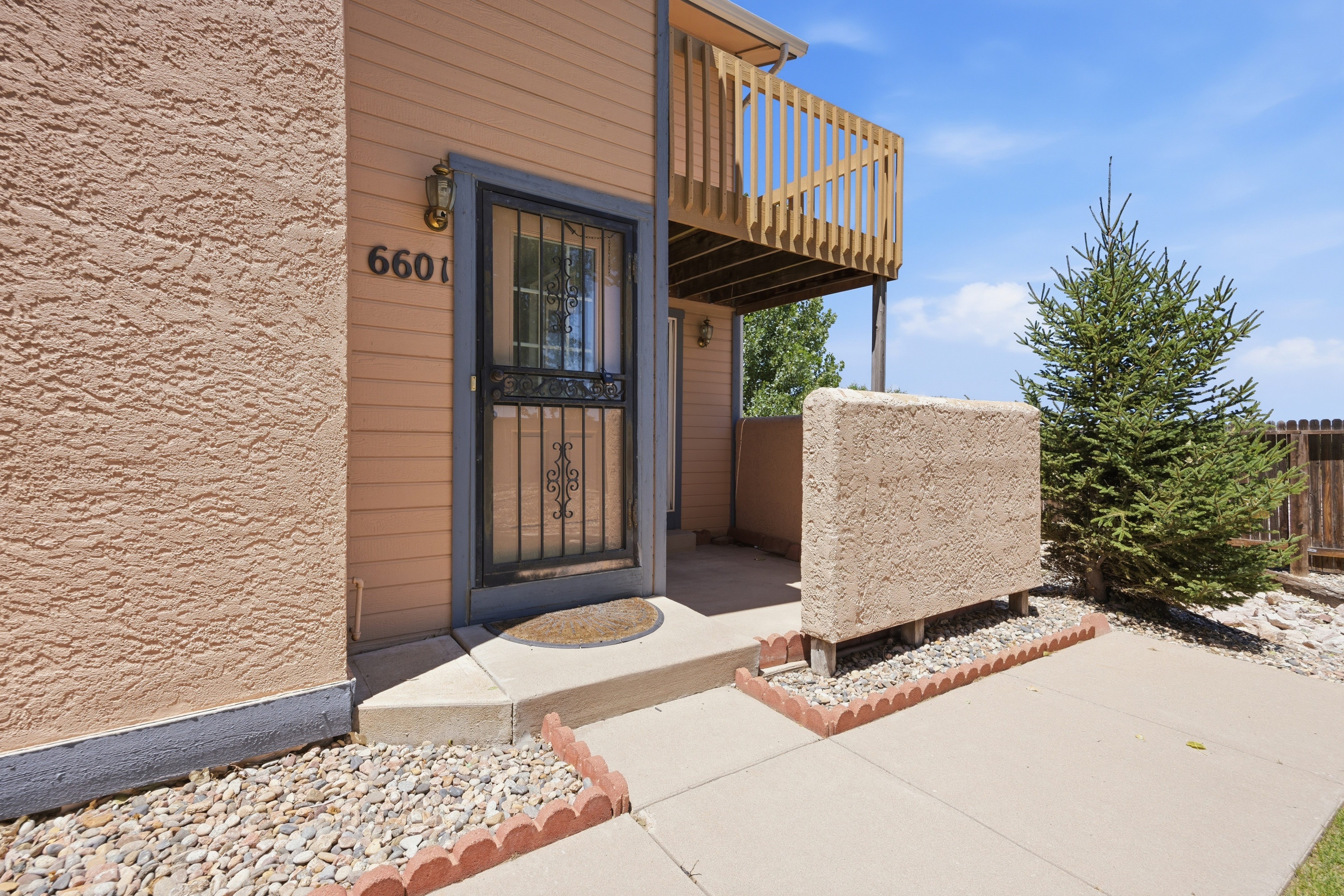 Photo 3 of 34 of 6601 Bobtail Dr, Colorado Springs, CO