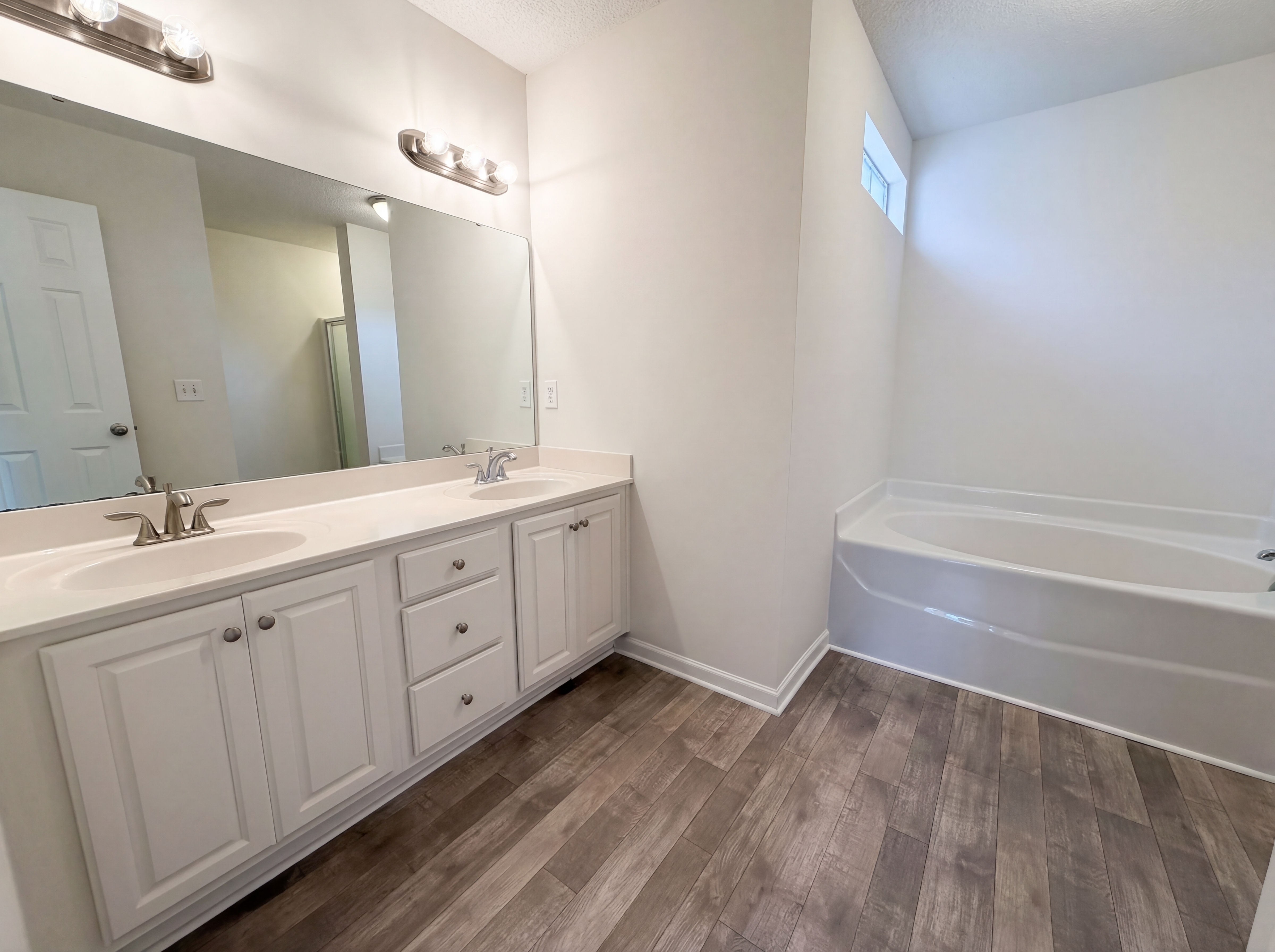 Photo 10 of 23 of 217 Branchview Dr, Columbia, SC