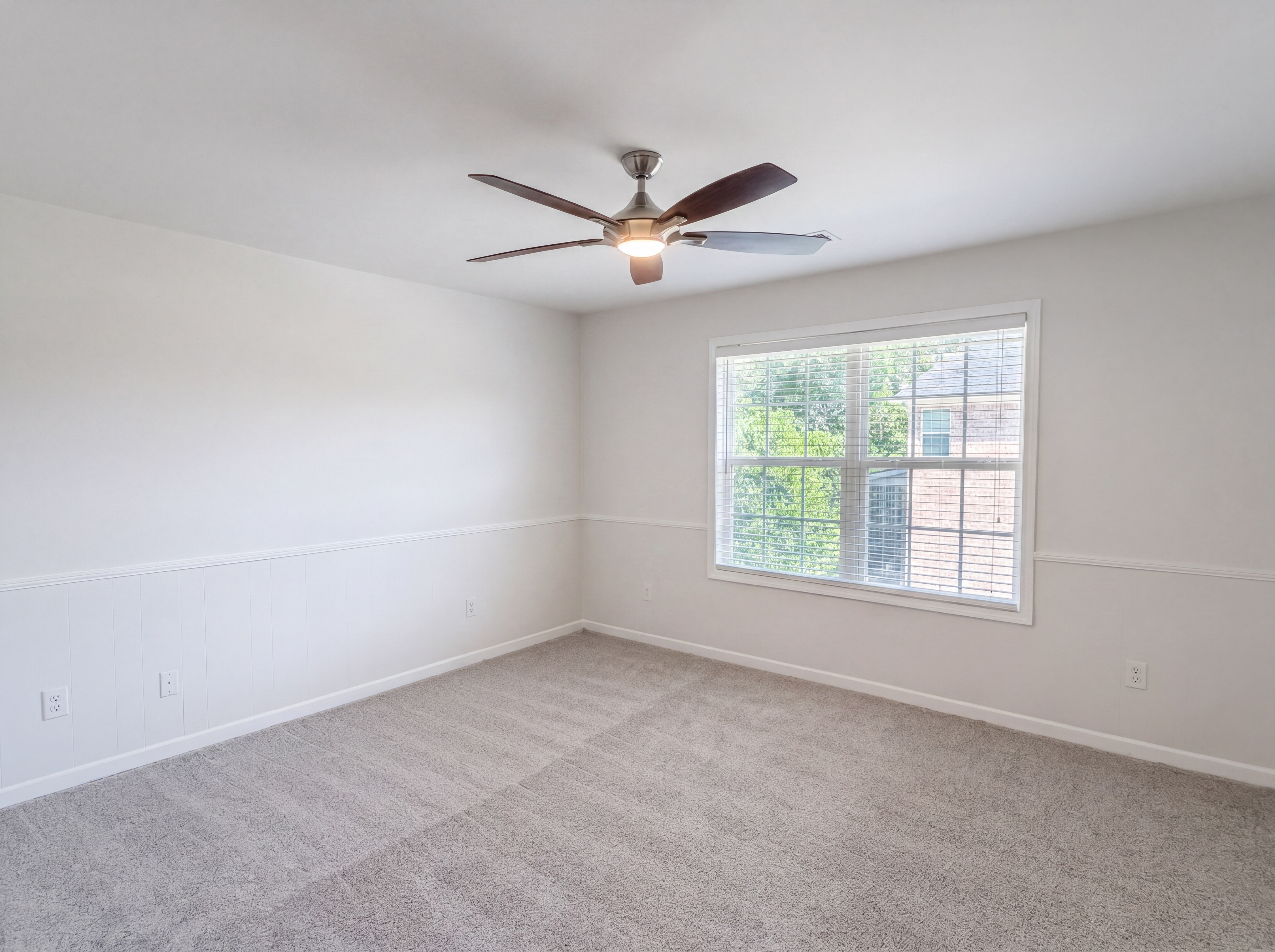 Photo 17 of 39 of 8111 Crestview Dr SE, Covington, GA