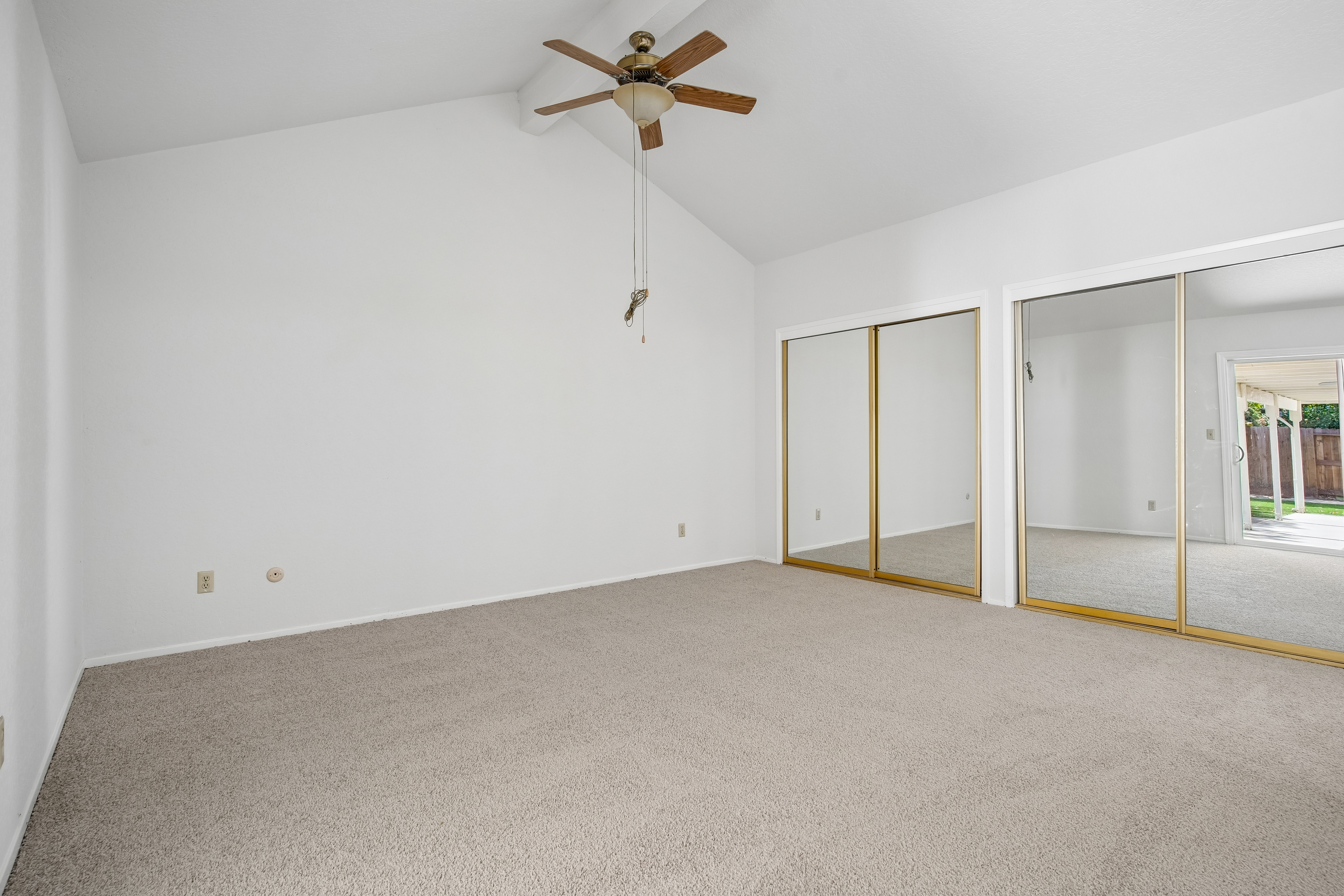 Photo 4 of 31 of 2100 Sandpoint Dr, Modesto, CA